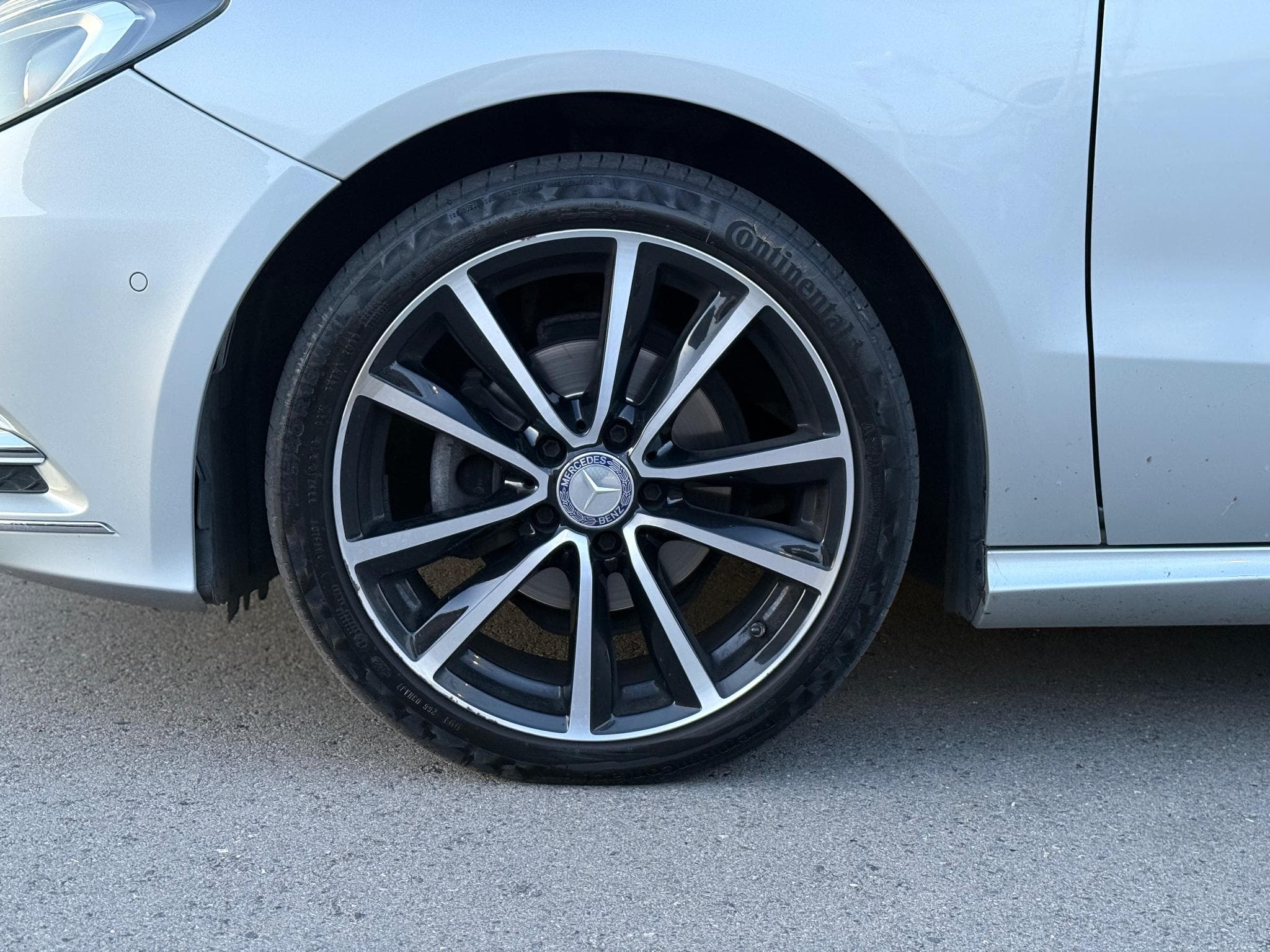 Mercedes B 180 d Exclusiv Édition *AHK*Pano*Leder (2014) - Photo 2