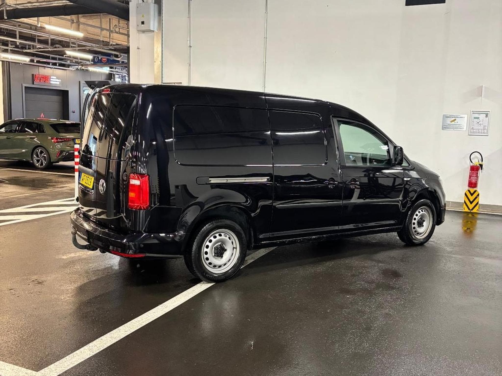 VW Caddy Caddy Maxi Van 2.0 TDI DSG (2019) - Photo 4