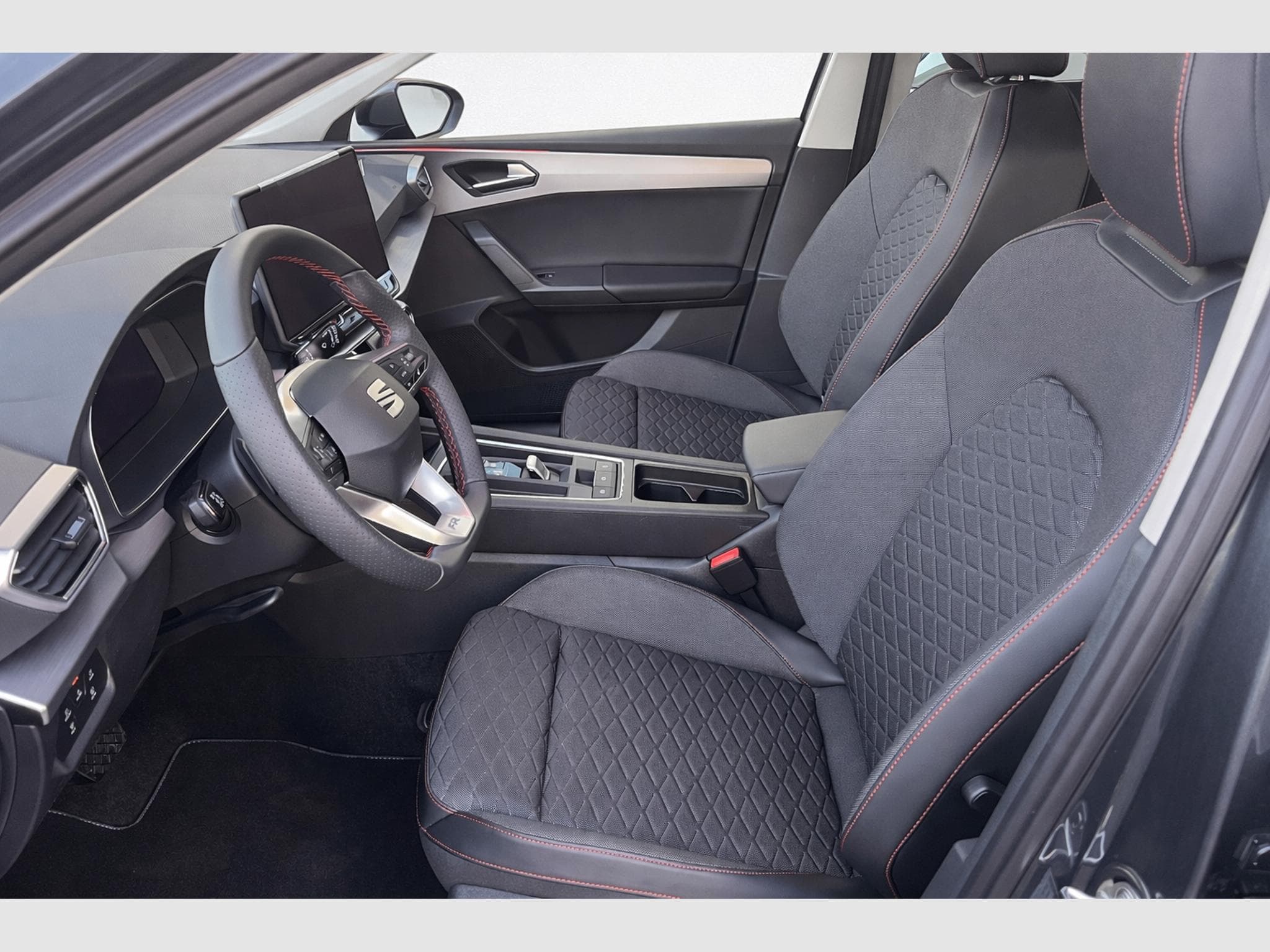 Seat Leon FR 1.5eTSI 150 DSG (2026) - Photo 3