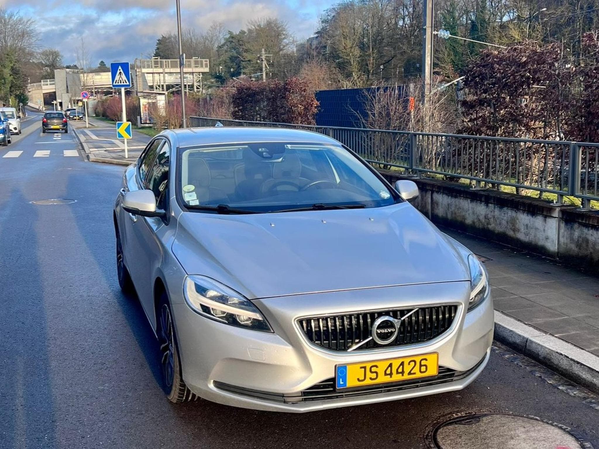 Volvo V40 (2016) - Photo 1