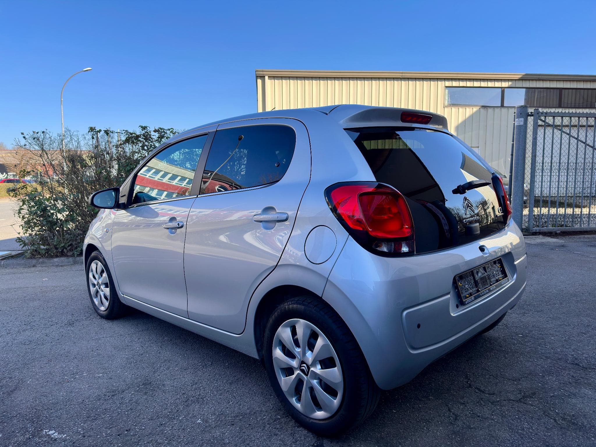 Citroën C1 1.0 VTi 72cv S&S (2020) - Foto 6