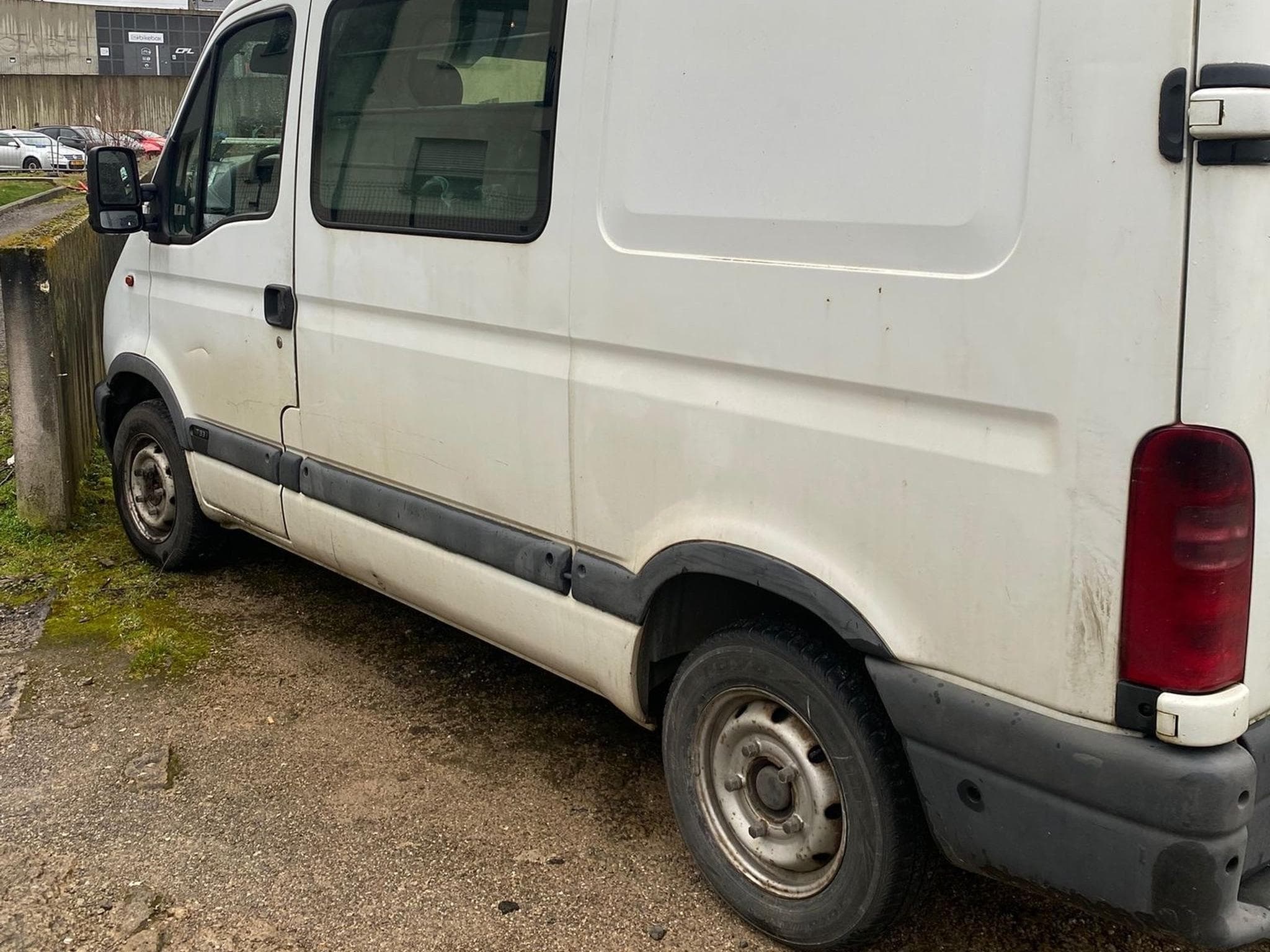 Renault Master 2.5d (2000) - Photo 2