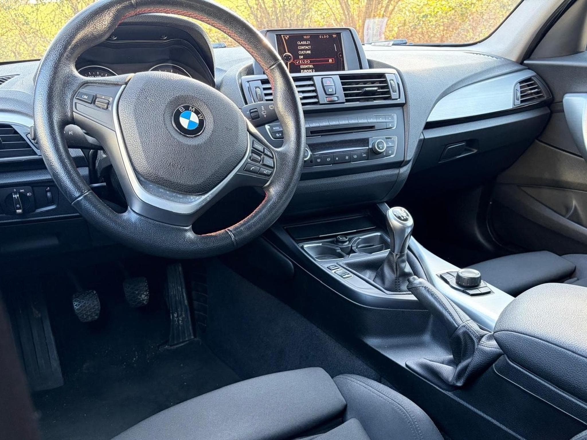 BMW 118 Sport Edition (2012) - Foto 3