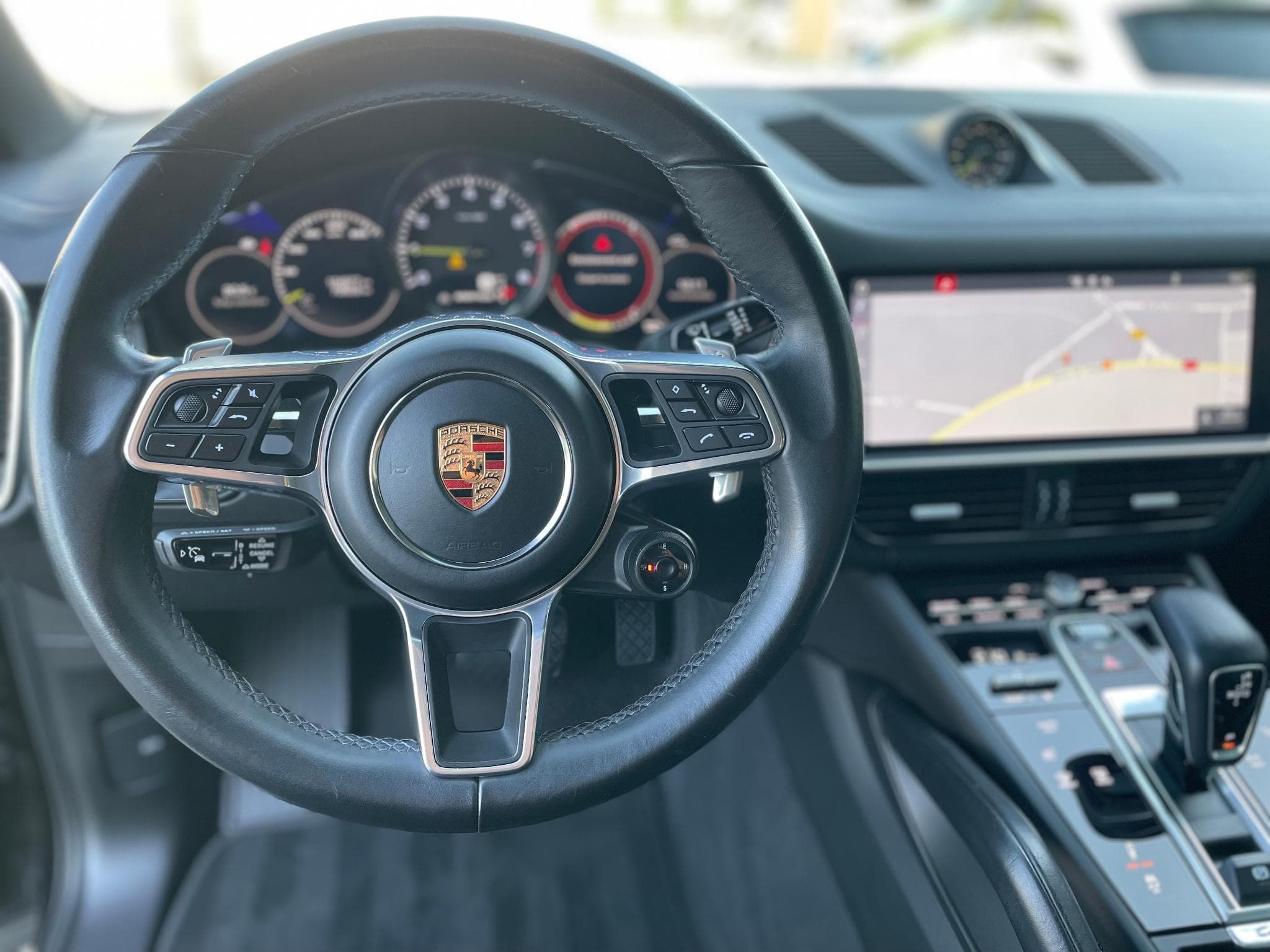 Porsche Cayenne E-Hybrid Coupé (2019) - Foto 7