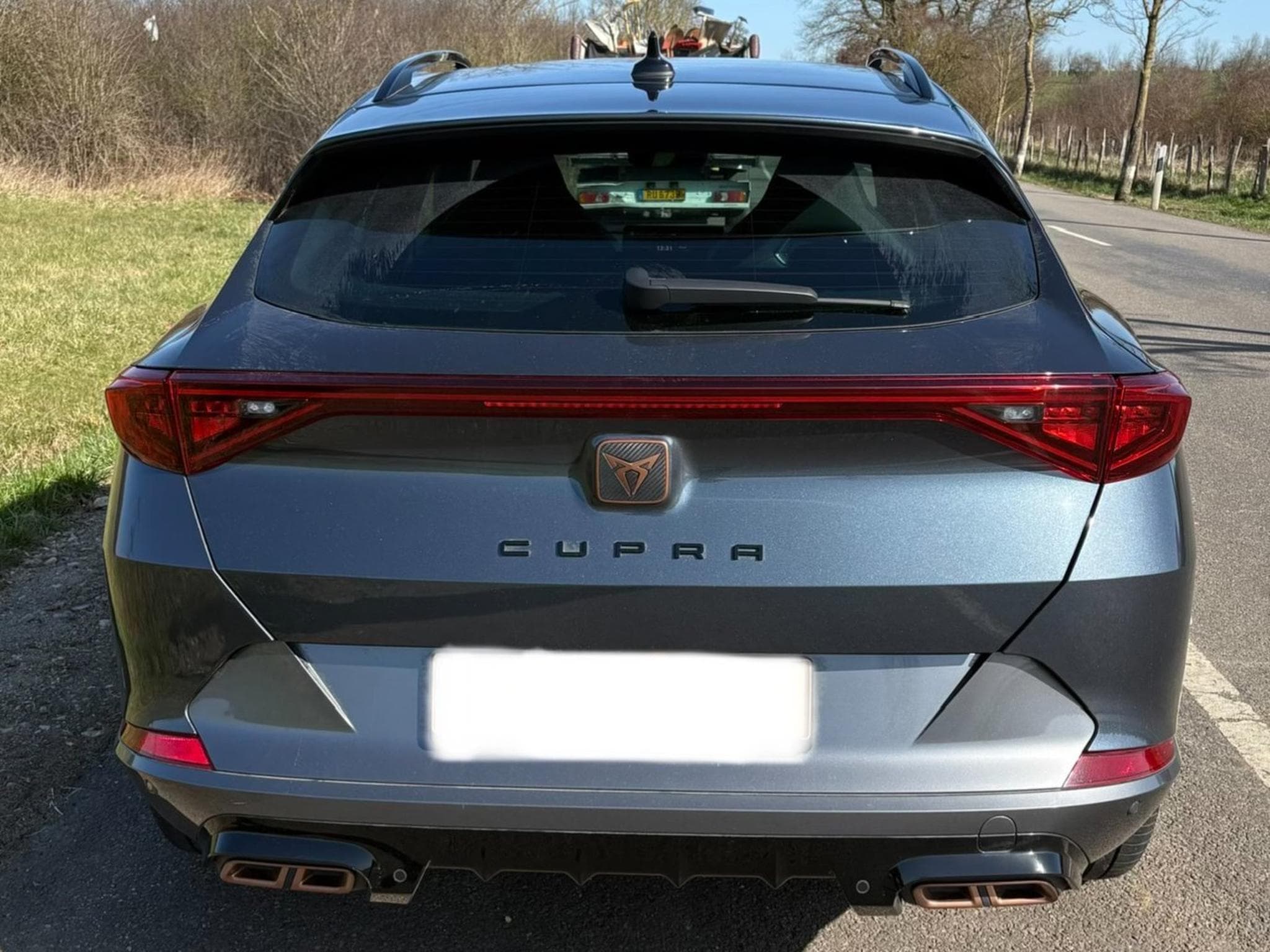 Cupra Formentor VZ 245CV eHybrid DSG6 *ACC* *ATTELAGE* (2022) - Foto 4