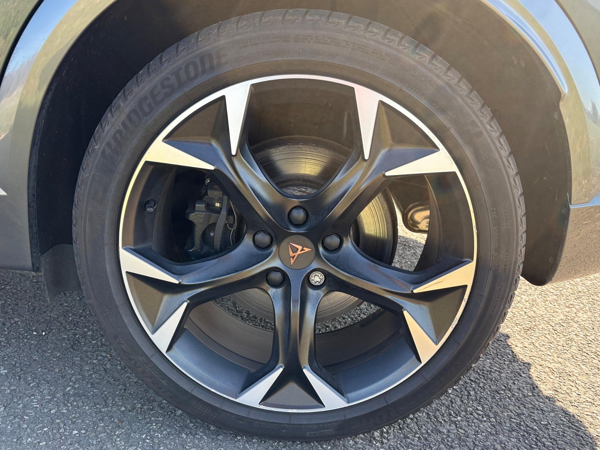 Cupra Formentor VZ 245CV eHybrid DSG6 *ACC* *ATTELAGE* (2022) - Foto 5