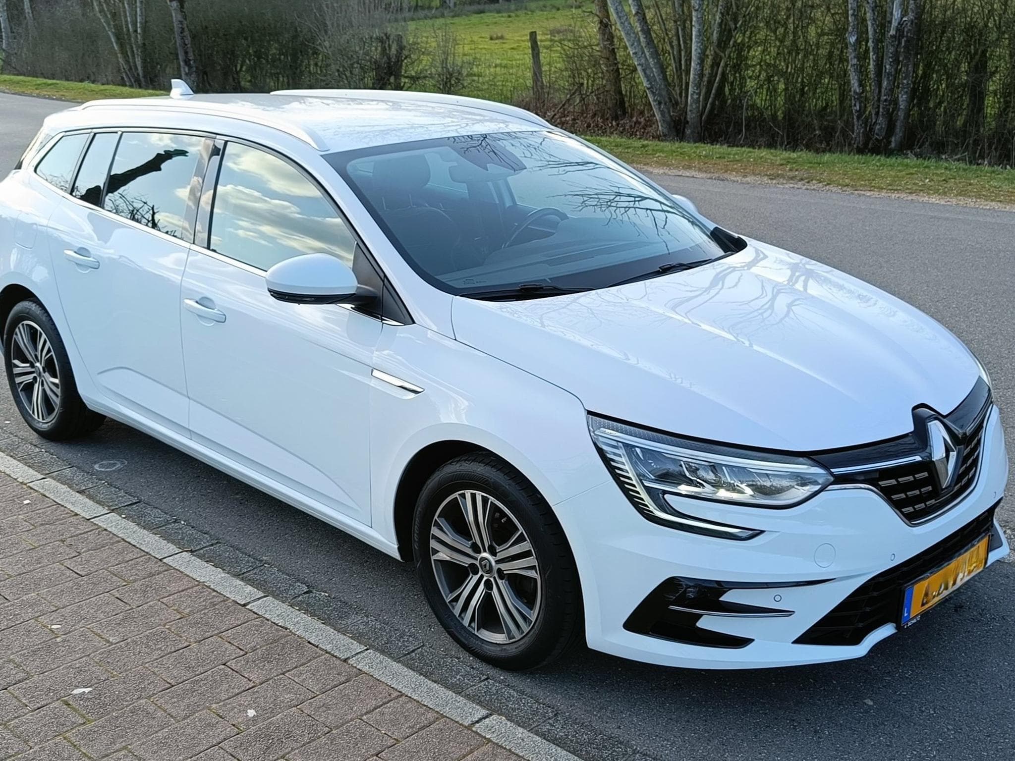 Renault Megane Break (2021) - Foto 1