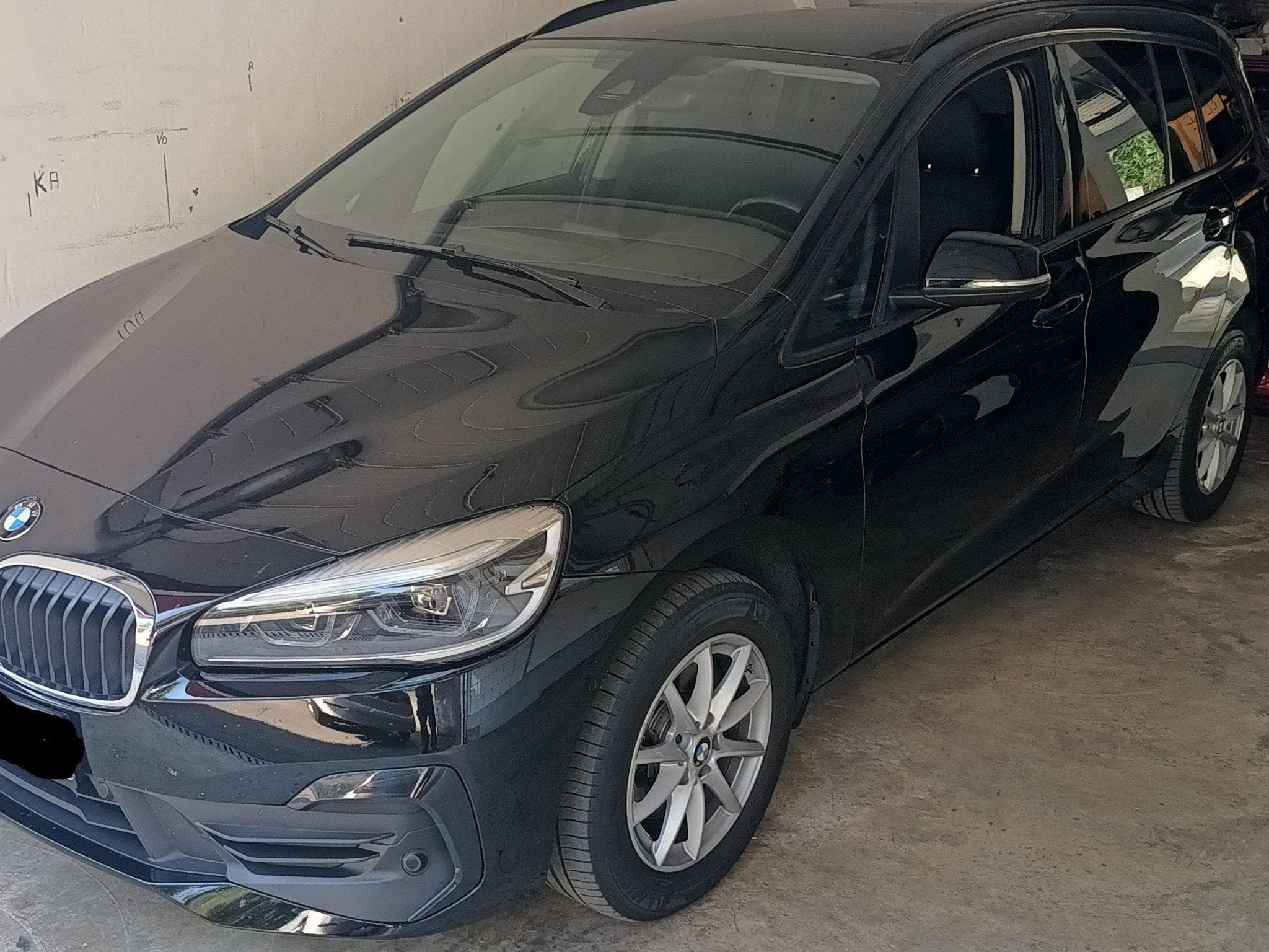 BMW 216 GRAN TOURER (2019) - Photo 3