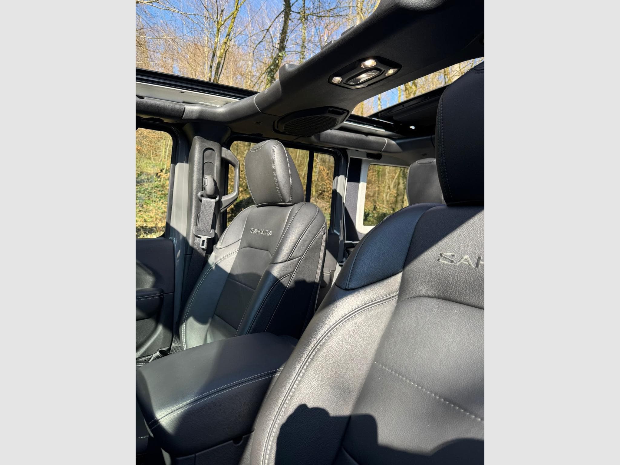 Jeep Wrangler 4xe (2022) - Foto 11