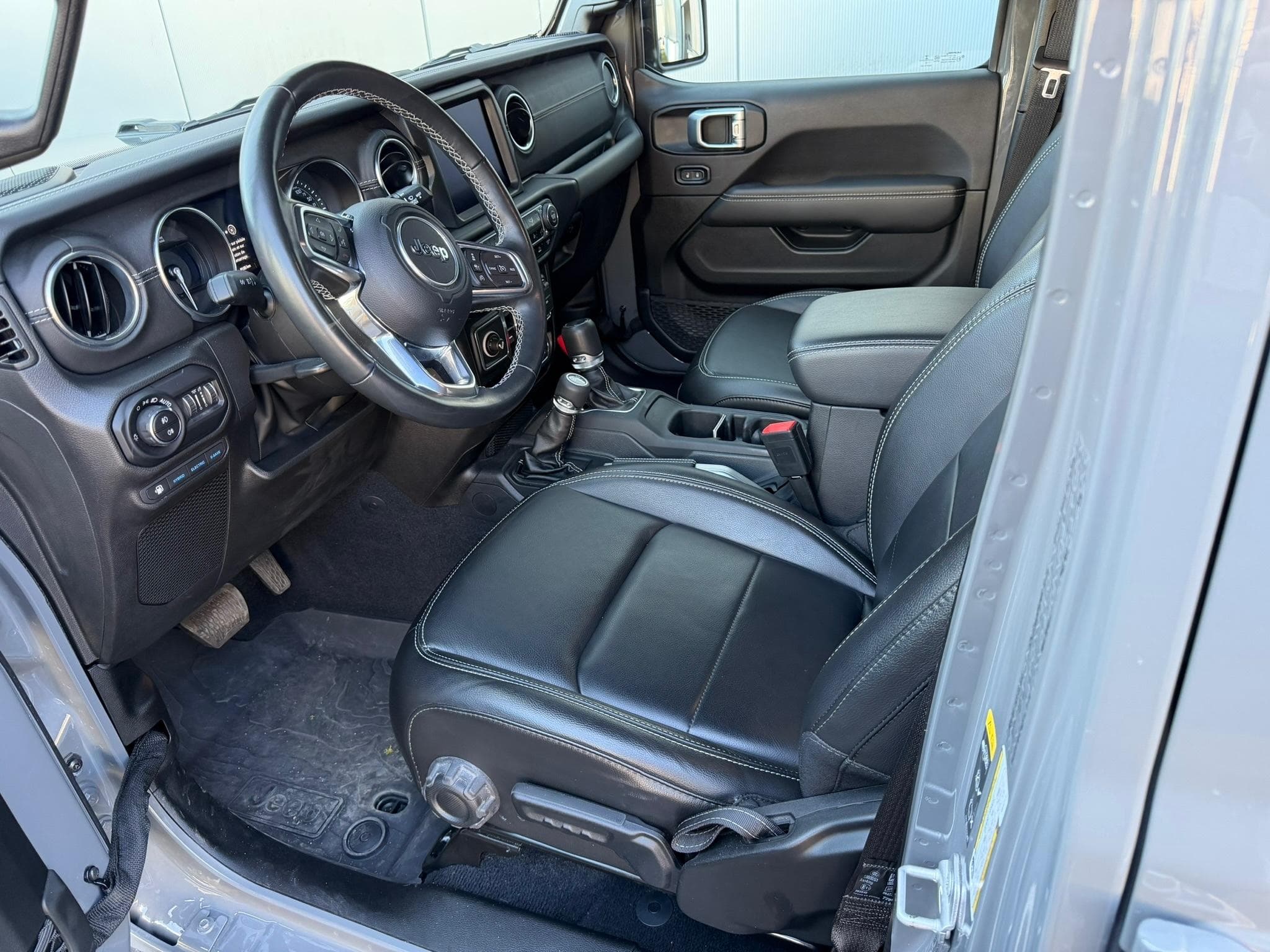 Jeep Wrangler 4xe (2022) - Foto 3