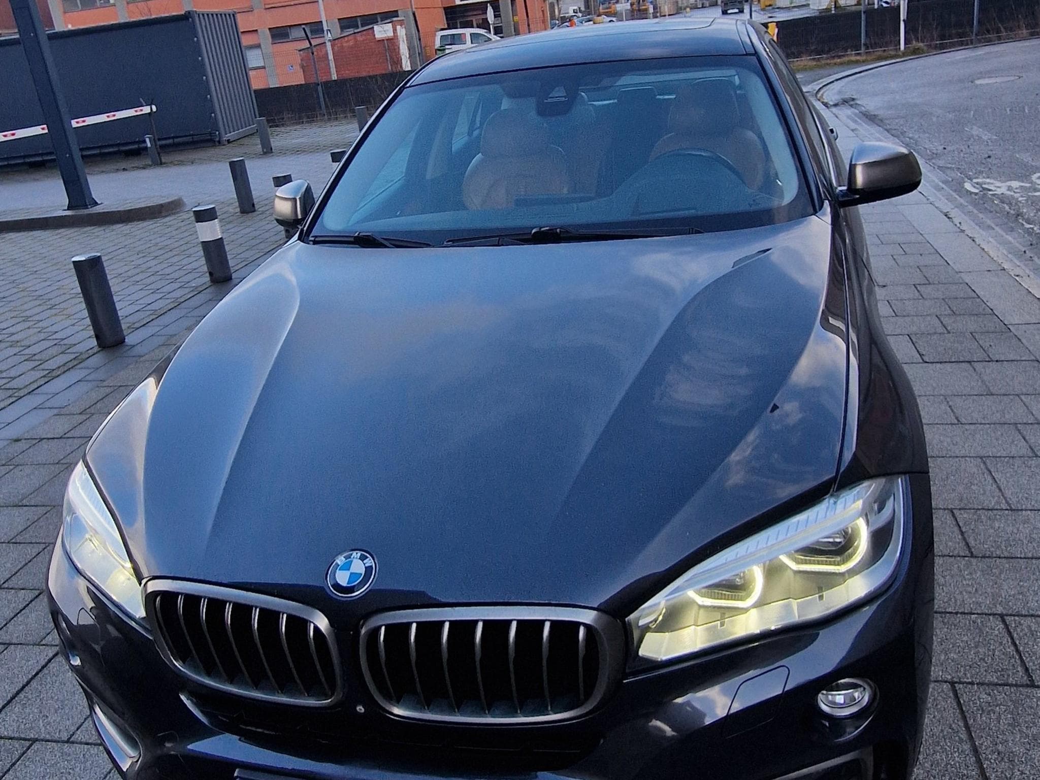 BMW X6M X drive M (2015) - Photo 2