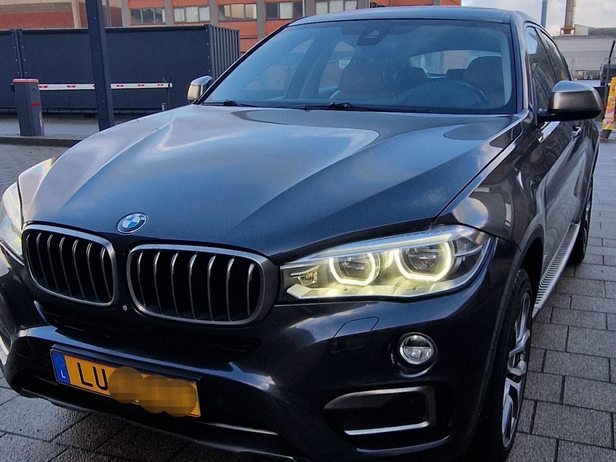 BMW X6M X drive M (2015) - Photo 3