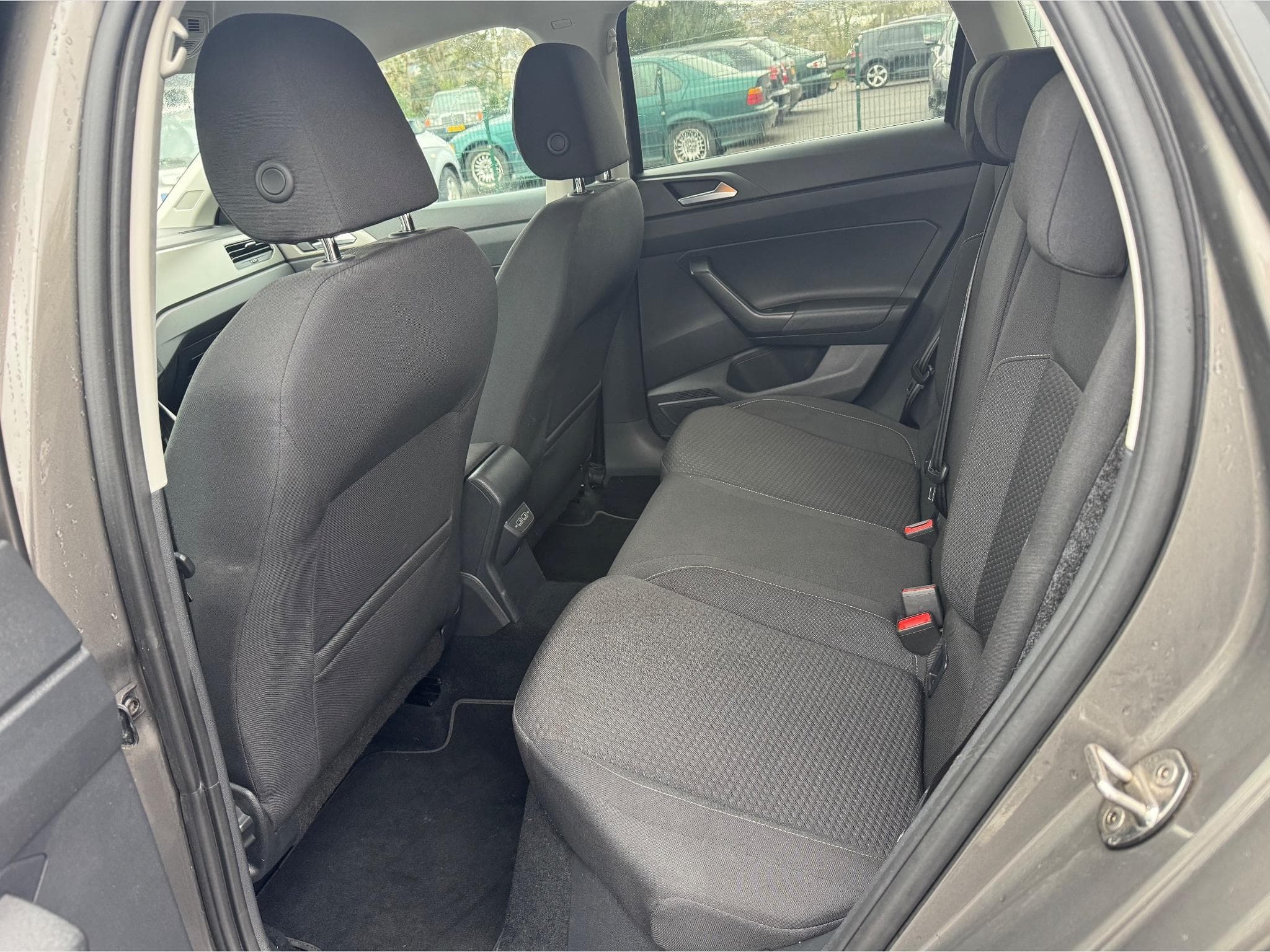 VW Polo 1.6 TDI (2020) - Foto 5