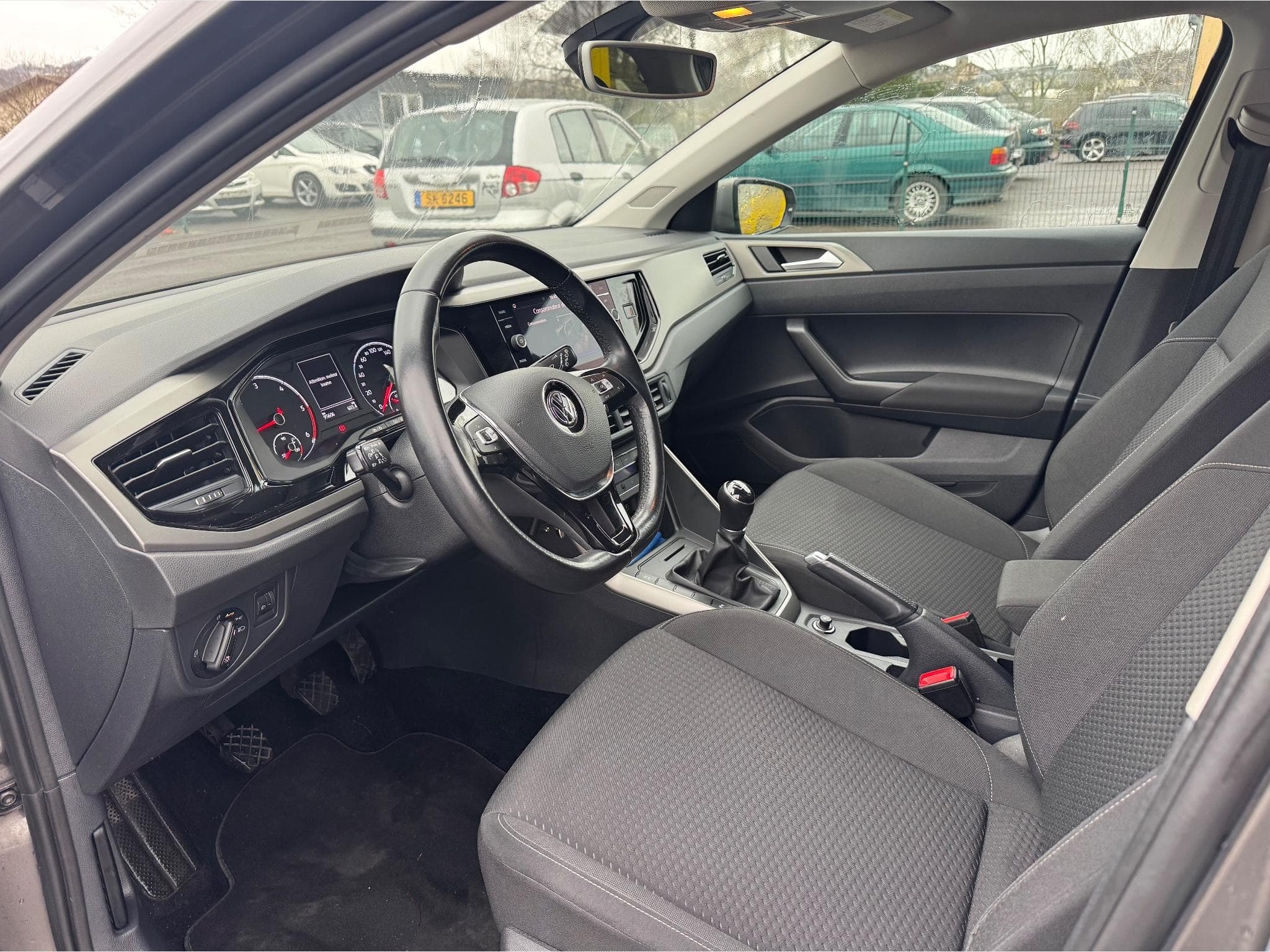 VW Polo 1.6 TDI (2020) - Foto 6