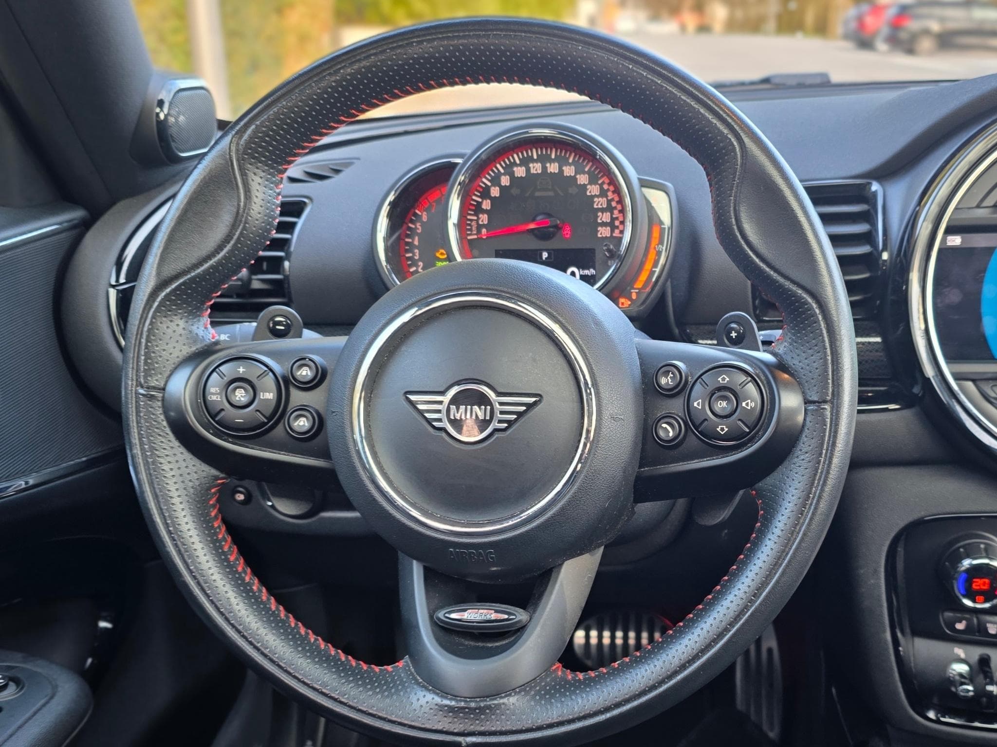 Mini Clubman John Cooper Works All4 (2020) - Photo 9