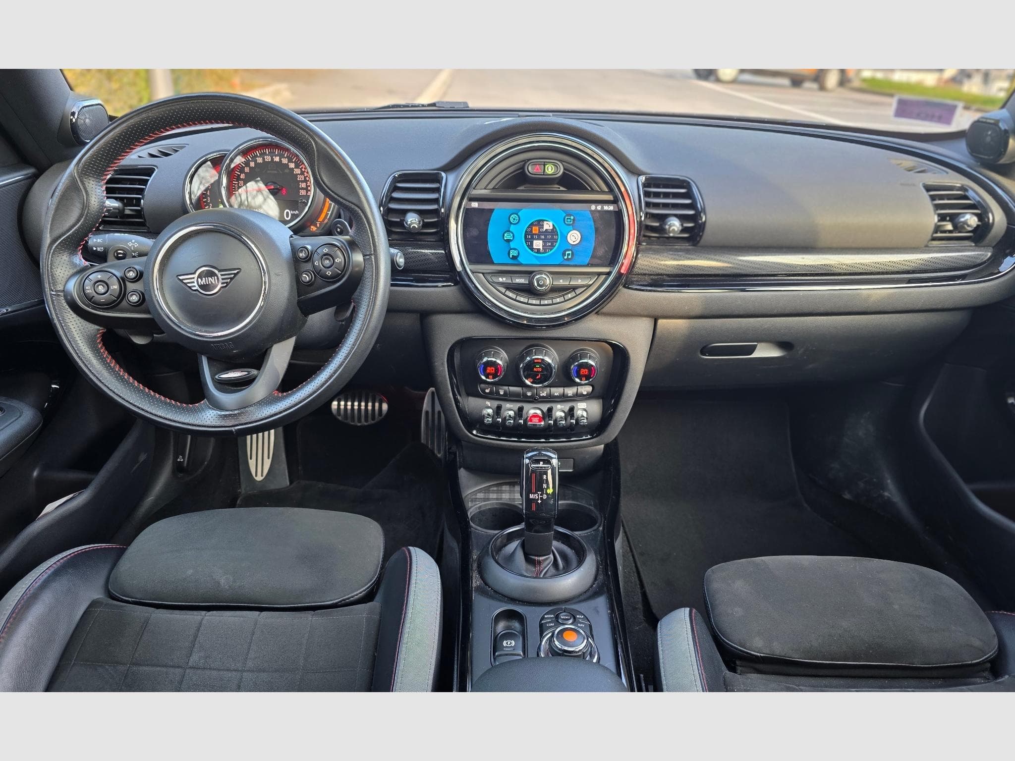 Mini Clubman John Cooper Works All4 (2020) - Photo 8