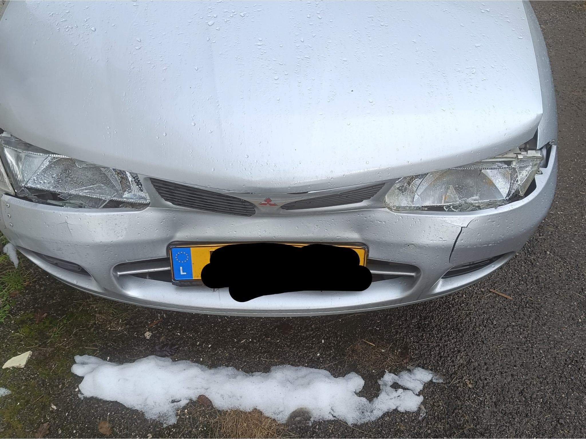 Mitsubishi Carisma (1997) - Photo 3