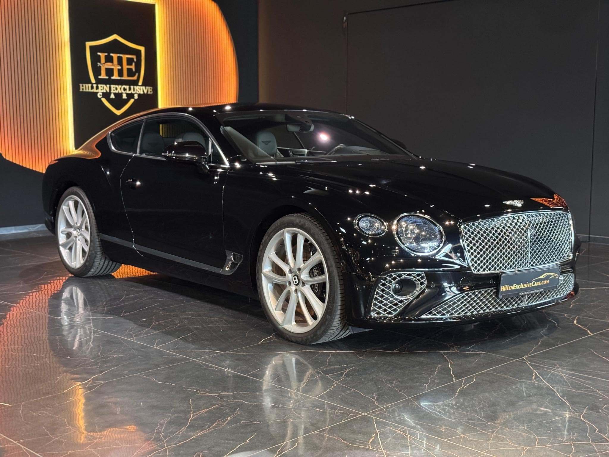 Bentley Continental GT W12 Mulliner (2018) - Photo 1