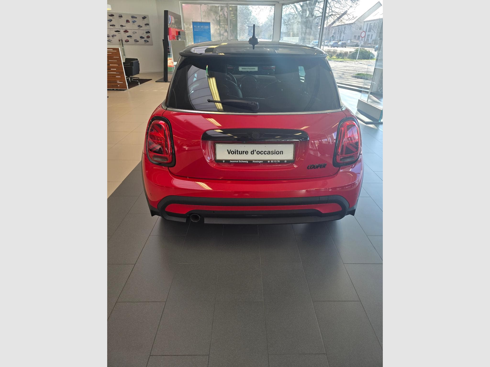 Mini Cooper Cooper 136 (2024) - Foto 3