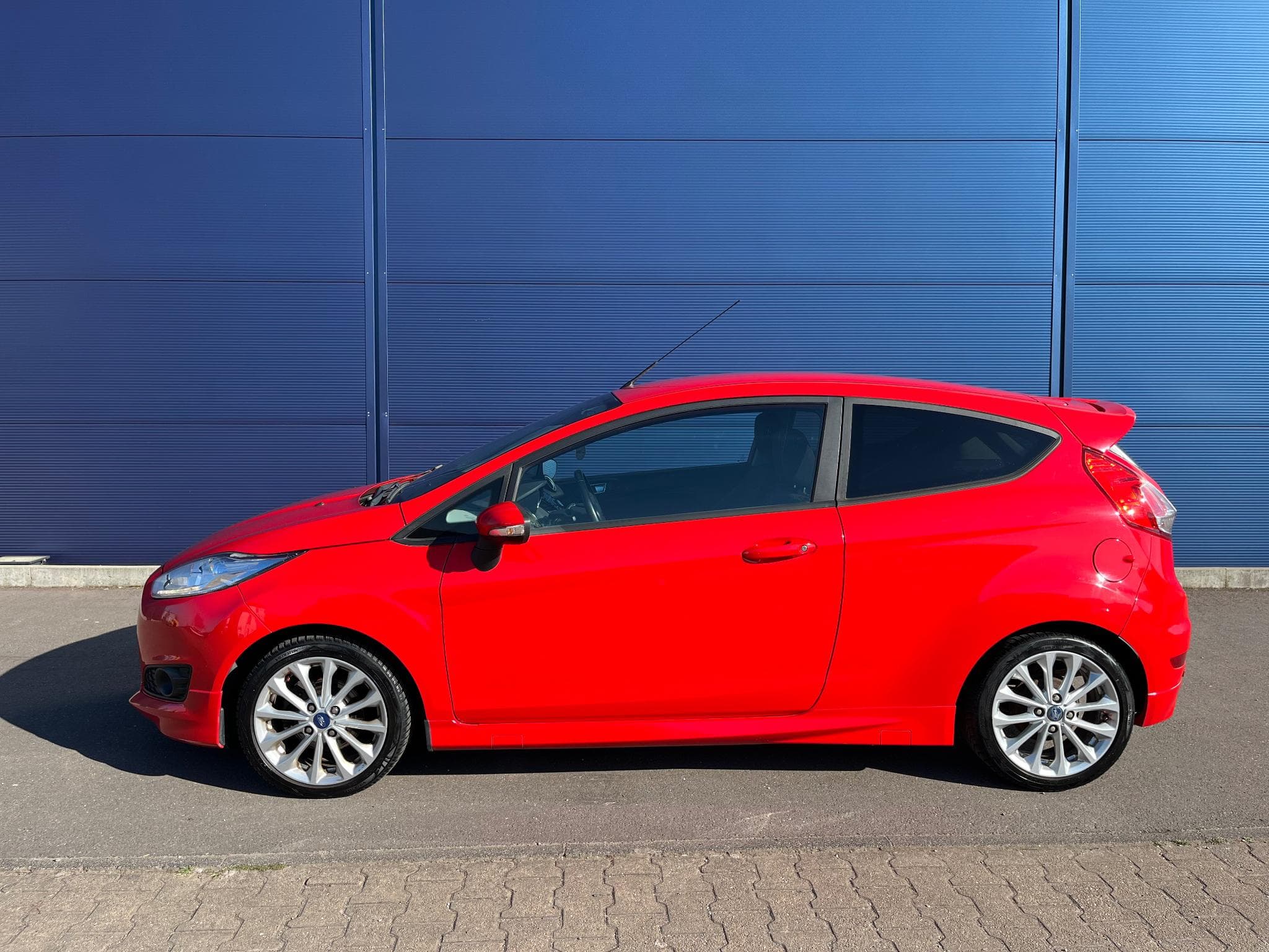 Ford Fiesta 1.6 TDCI ST (2014) - Foto 4
