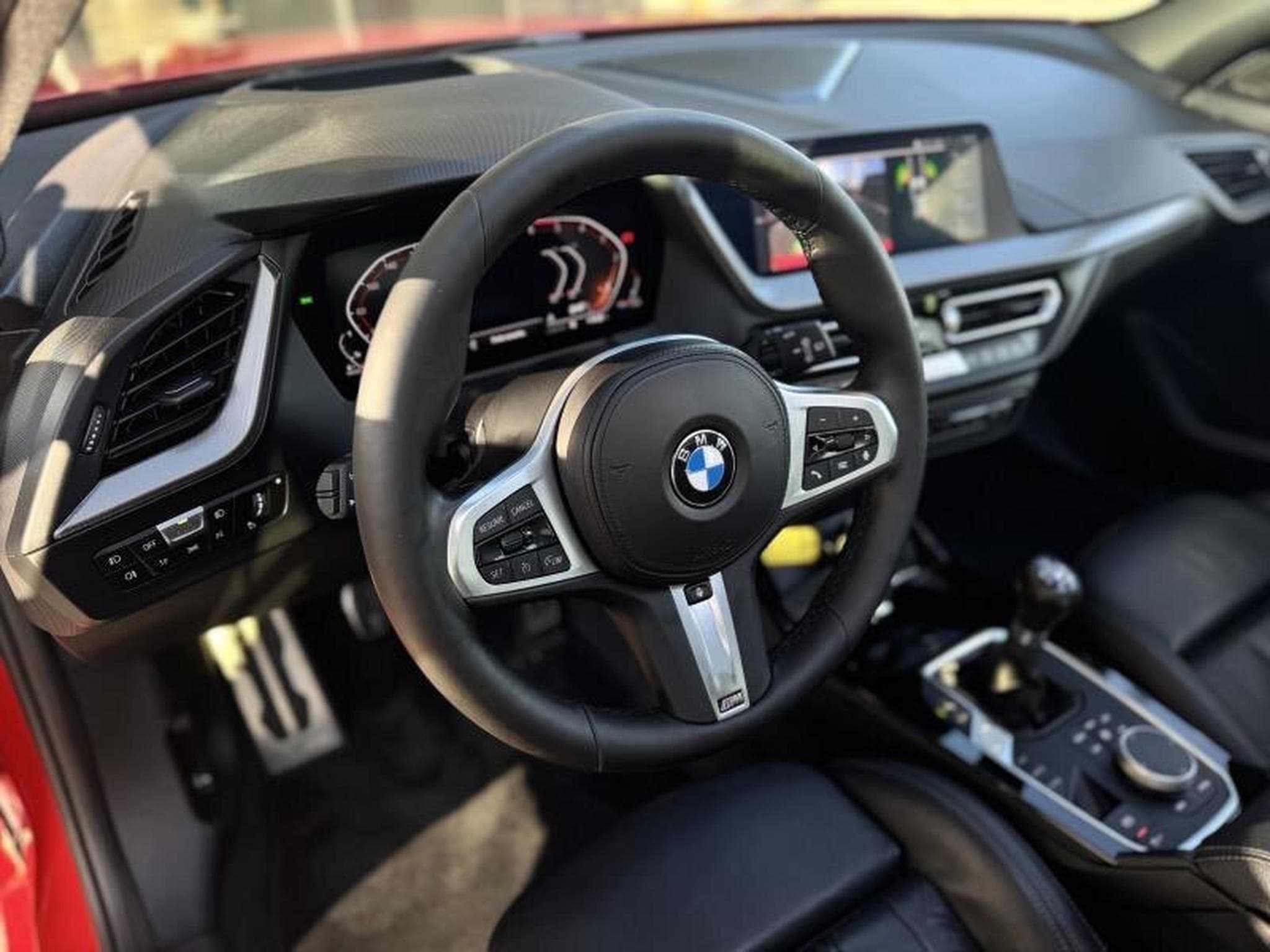 BMW 118 D 2.0L 150CV (2023) - Photo 4