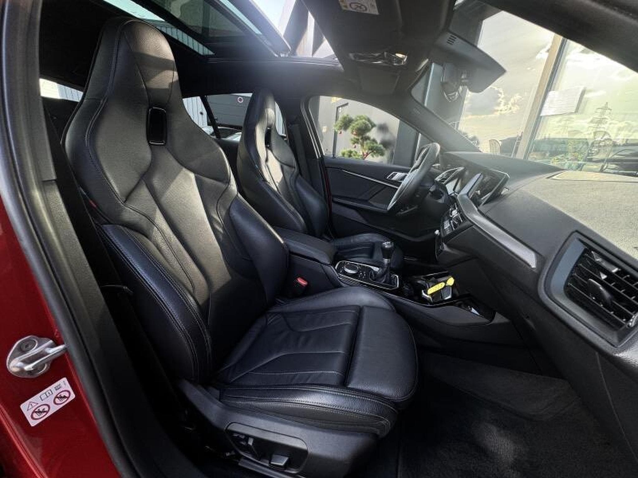 BMW 118 D 2.0L 150CV (2023) - Photo 7