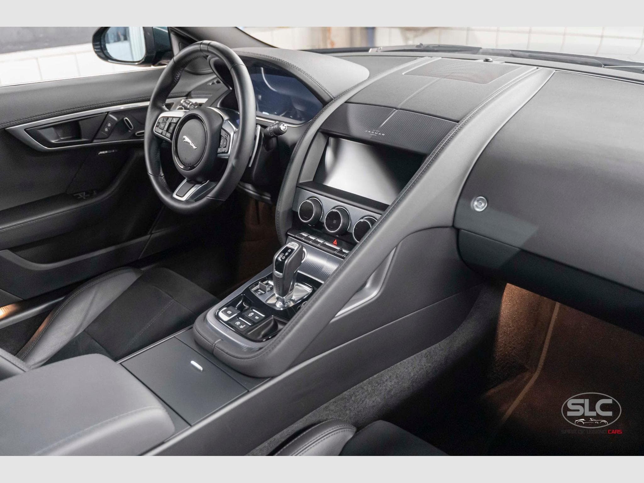 Jaguar F-Type P300 Coupe R-Dynamic Performance/Meridian/LED (2023) - Photo 13