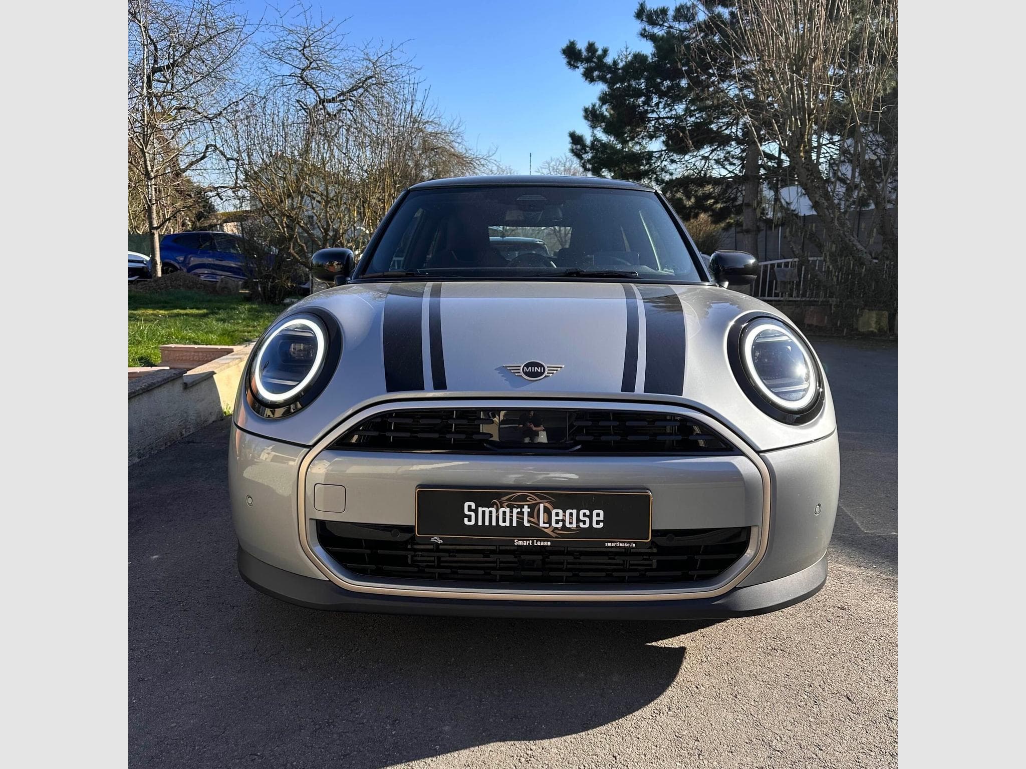 Mini Cooper Mini 3p 156 Favoured (2024) - Photo 2