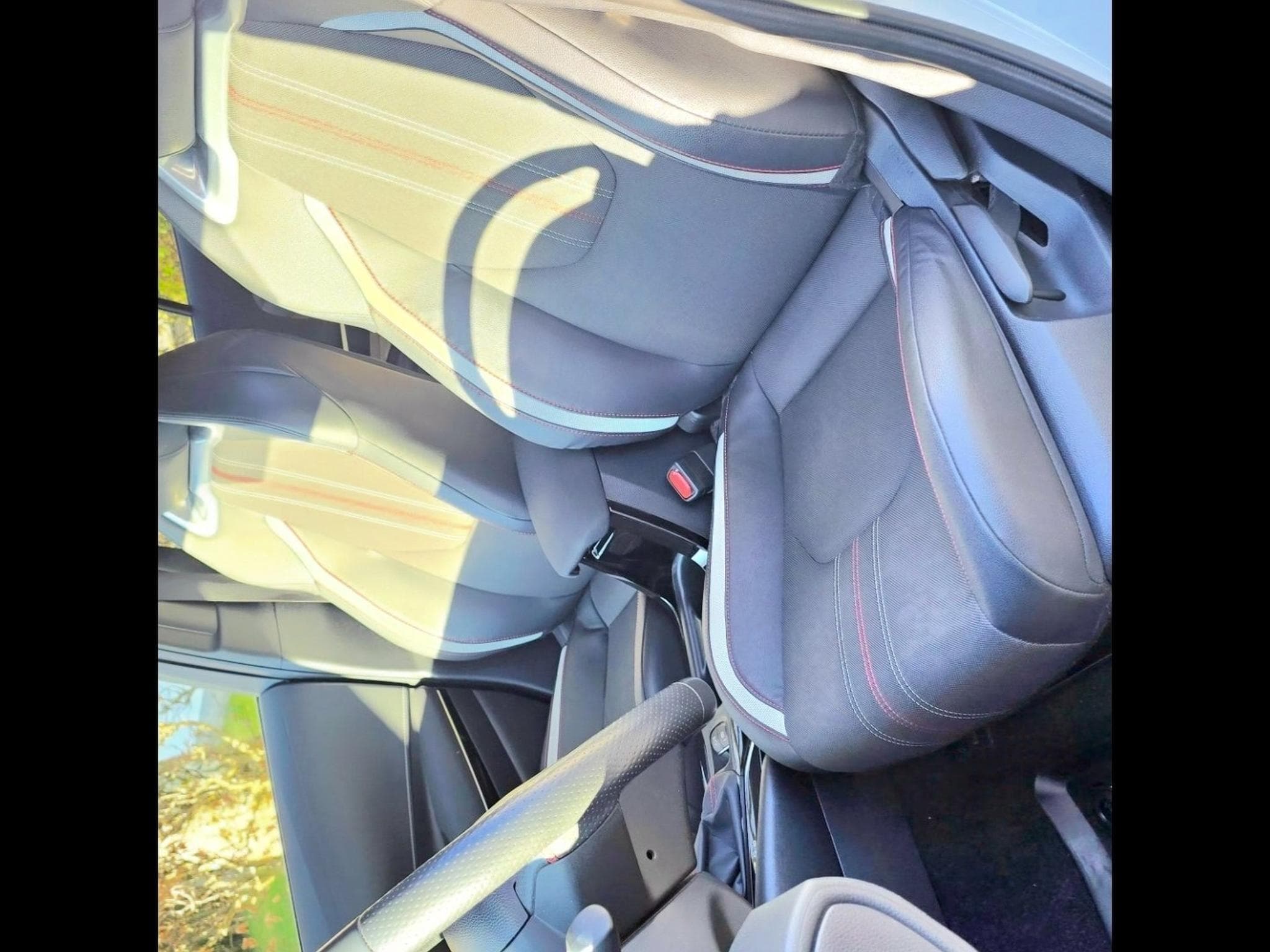 Toyota Corolla GR SPORT (2020) - Foto 6