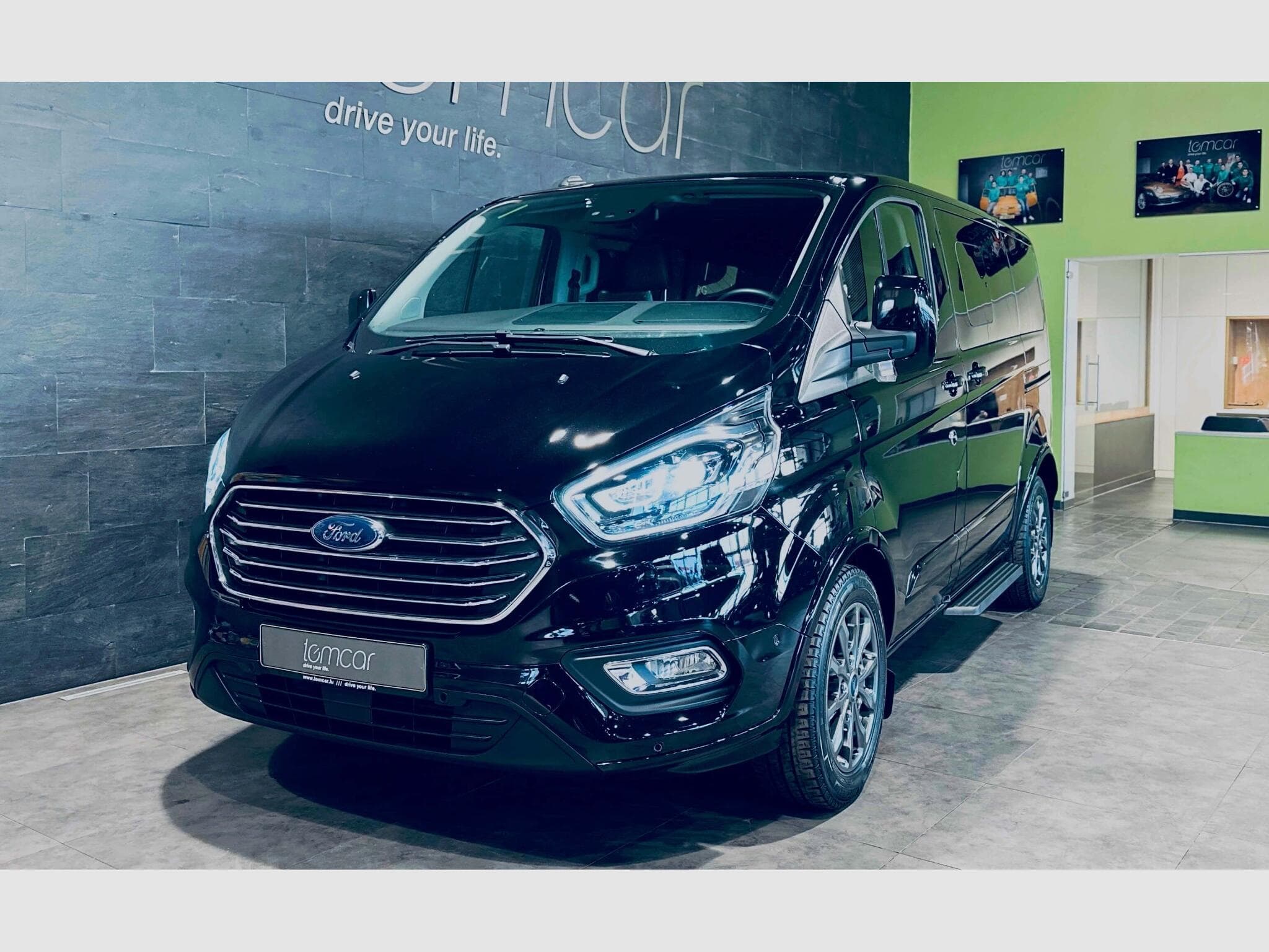 Ford Tourneo TOURNEO CUSTOM D (2022) - Foto 2