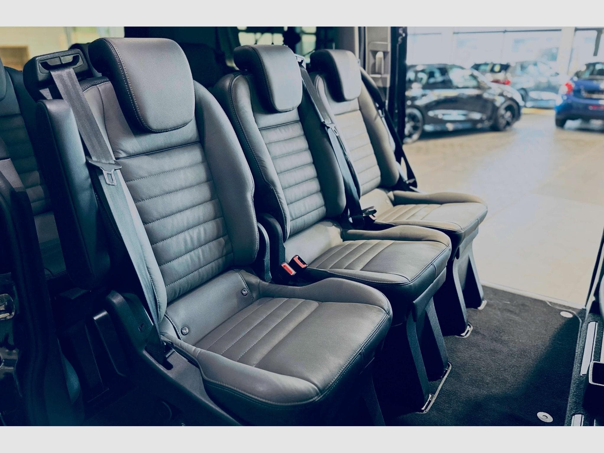 Ford Tourneo TOURNEO CUSTOM D (2022) - Foto 12