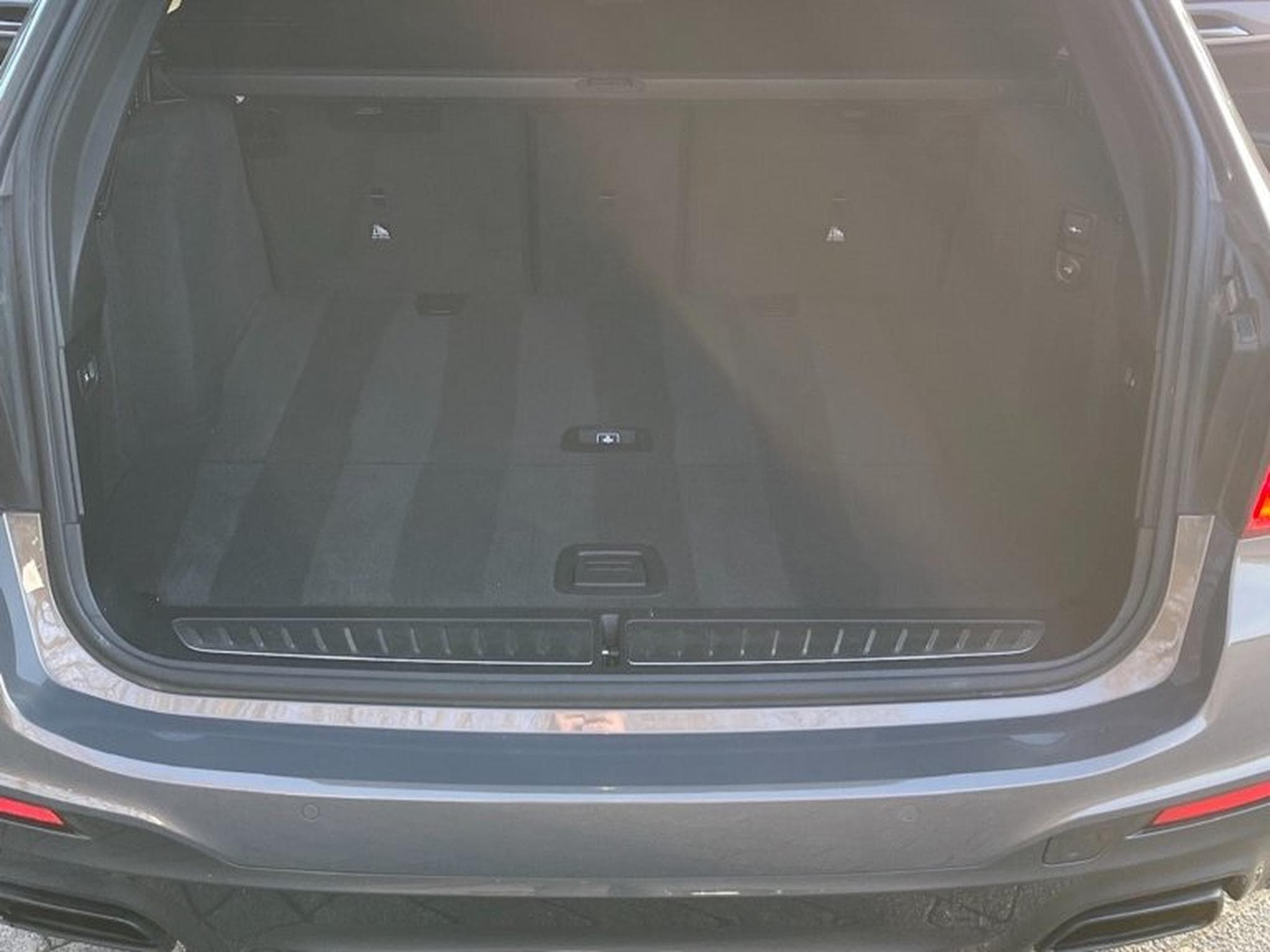 BMW M550d Perfect condition-TVA récup-Dispo 01/04 (2020) - Foto 10