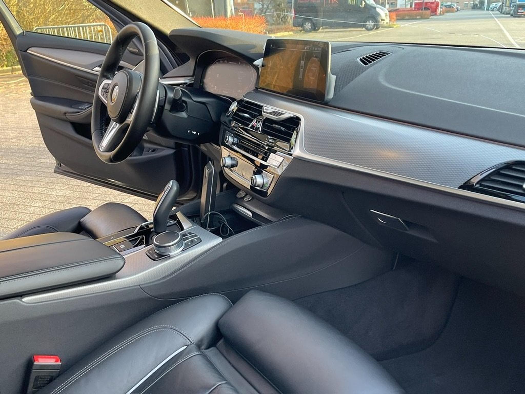 BMW M550d Perfect condition-TVA récup-Dispo 01/04 (2020) - Foto 14