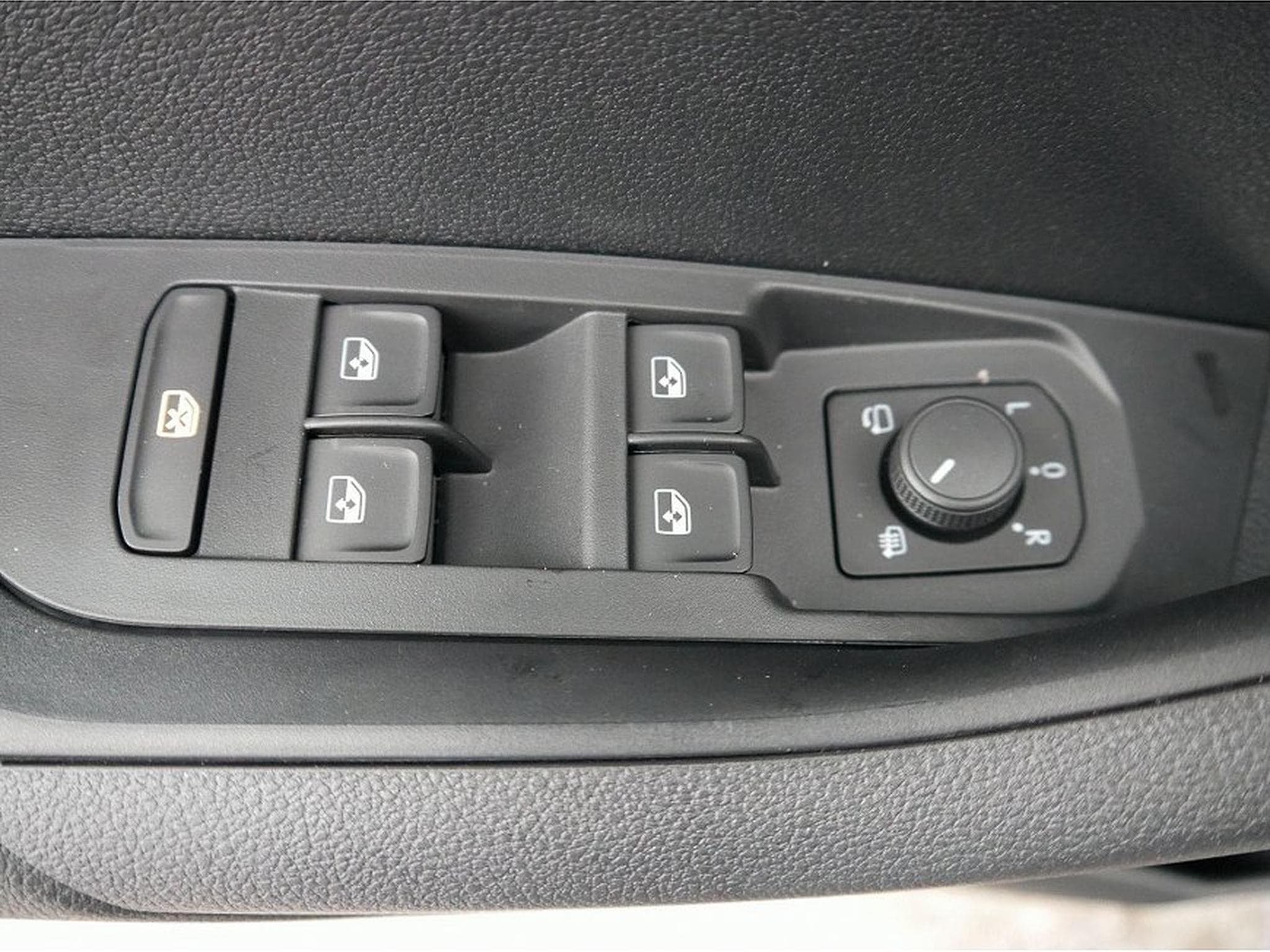 Skoda Karoq (2026) - Foto 11