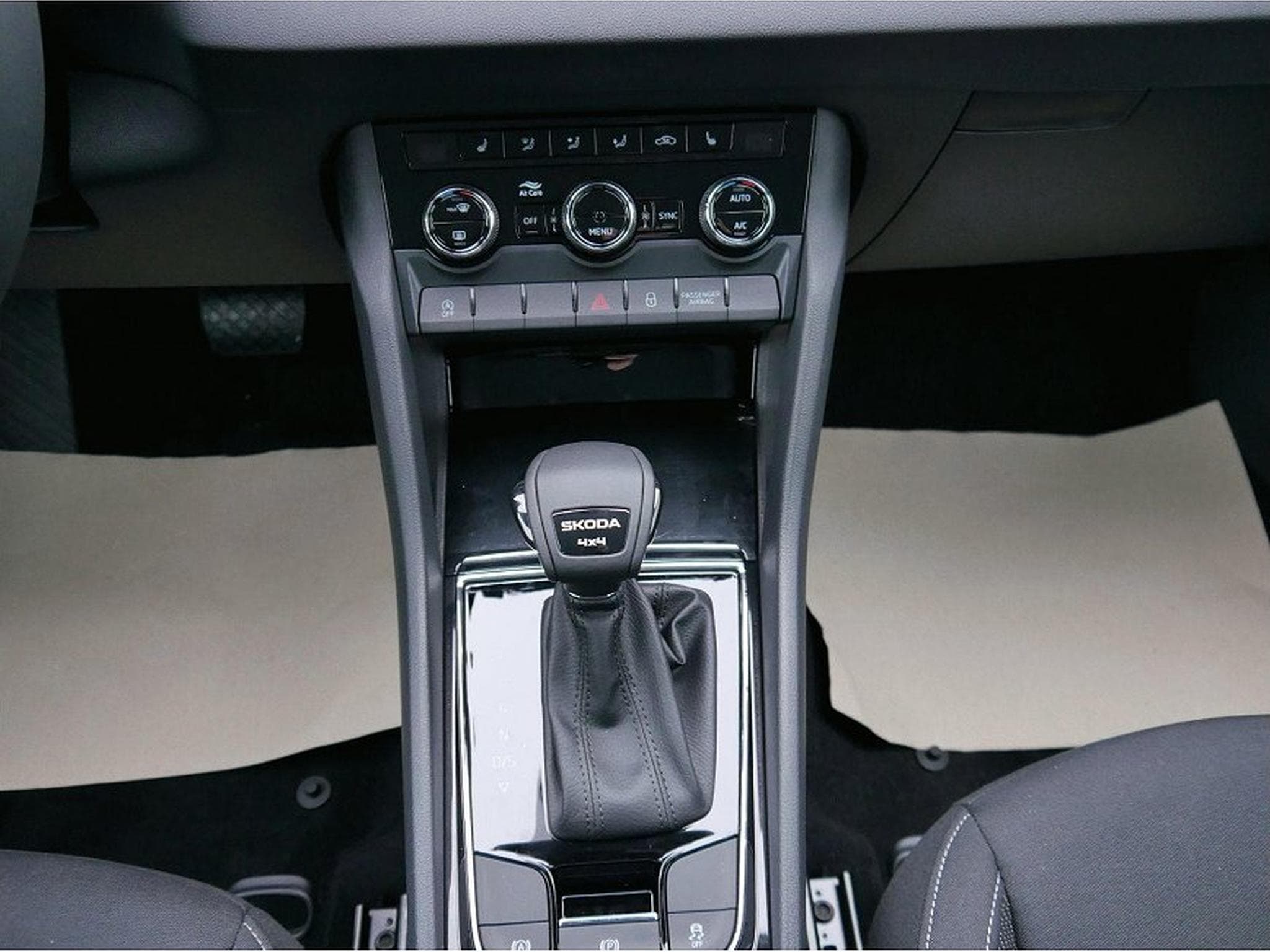 Skoda Karoq (2026) - Foto 15