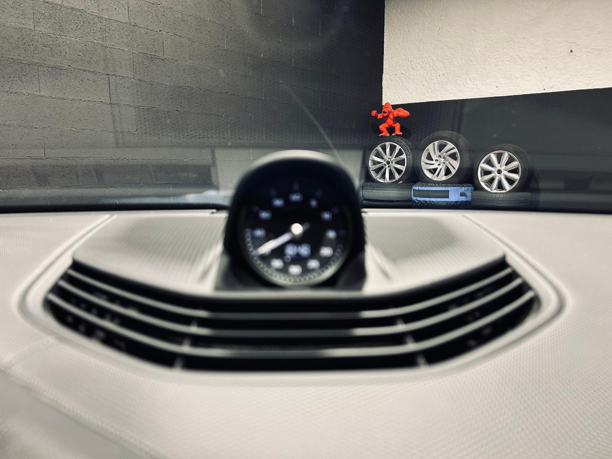 Porsche Taycan 476 ch batterie performance plus 93.4 kWh (2021) - Photo 11