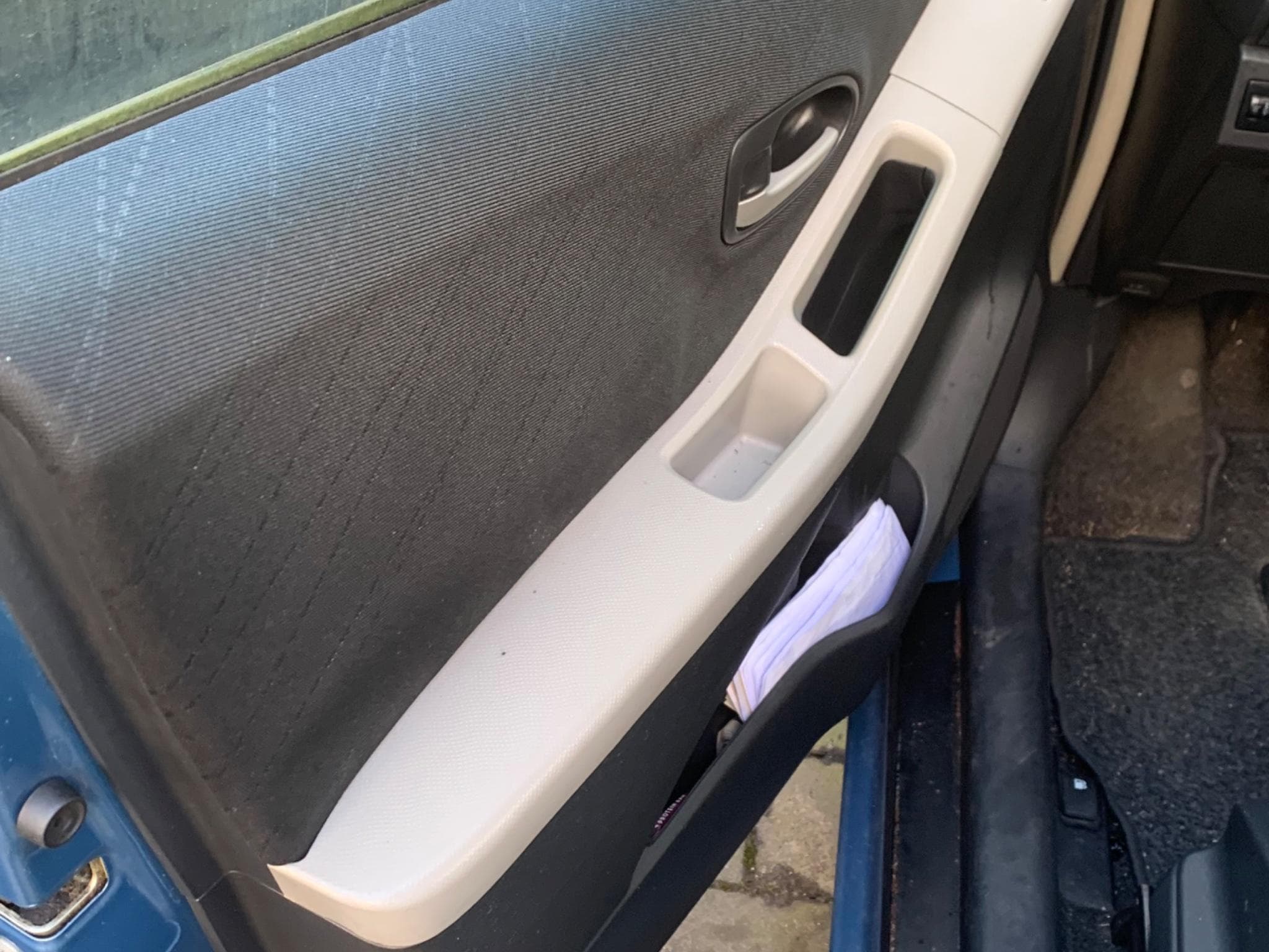 Toyota Yaris (2012) - Photo 1