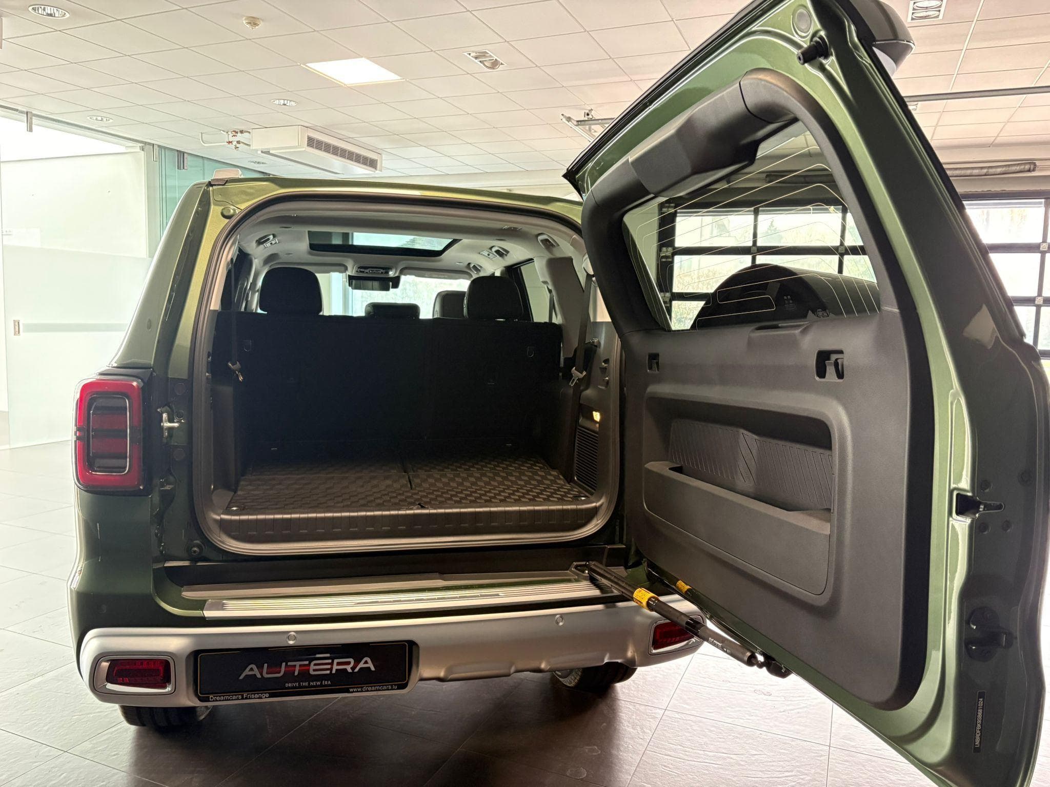 Baic BJ60 4X4 FULL OPTIONS (2026) - Photo 5