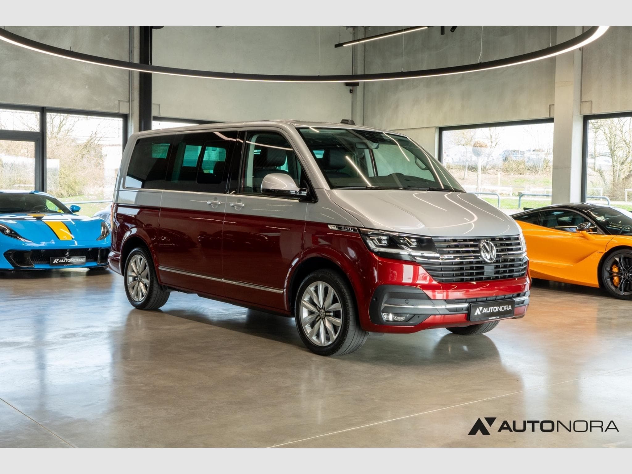 VW T6.1 2.0 TDI 4Motion Multivan Highline (2023) - Foto 3