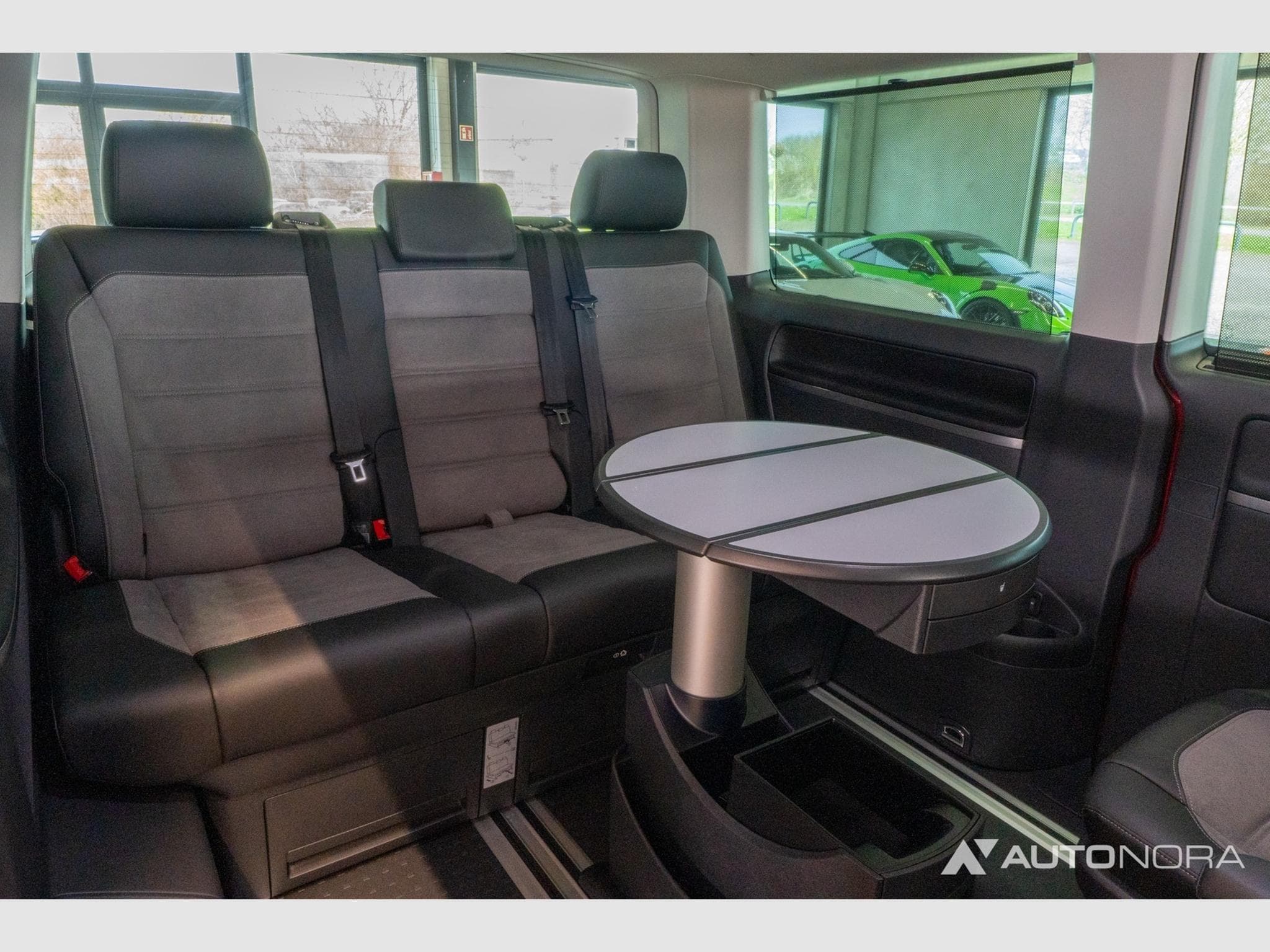 VW T6.1 2.0 TDI 4Motion Multivan Highline (2023) - Foto 15