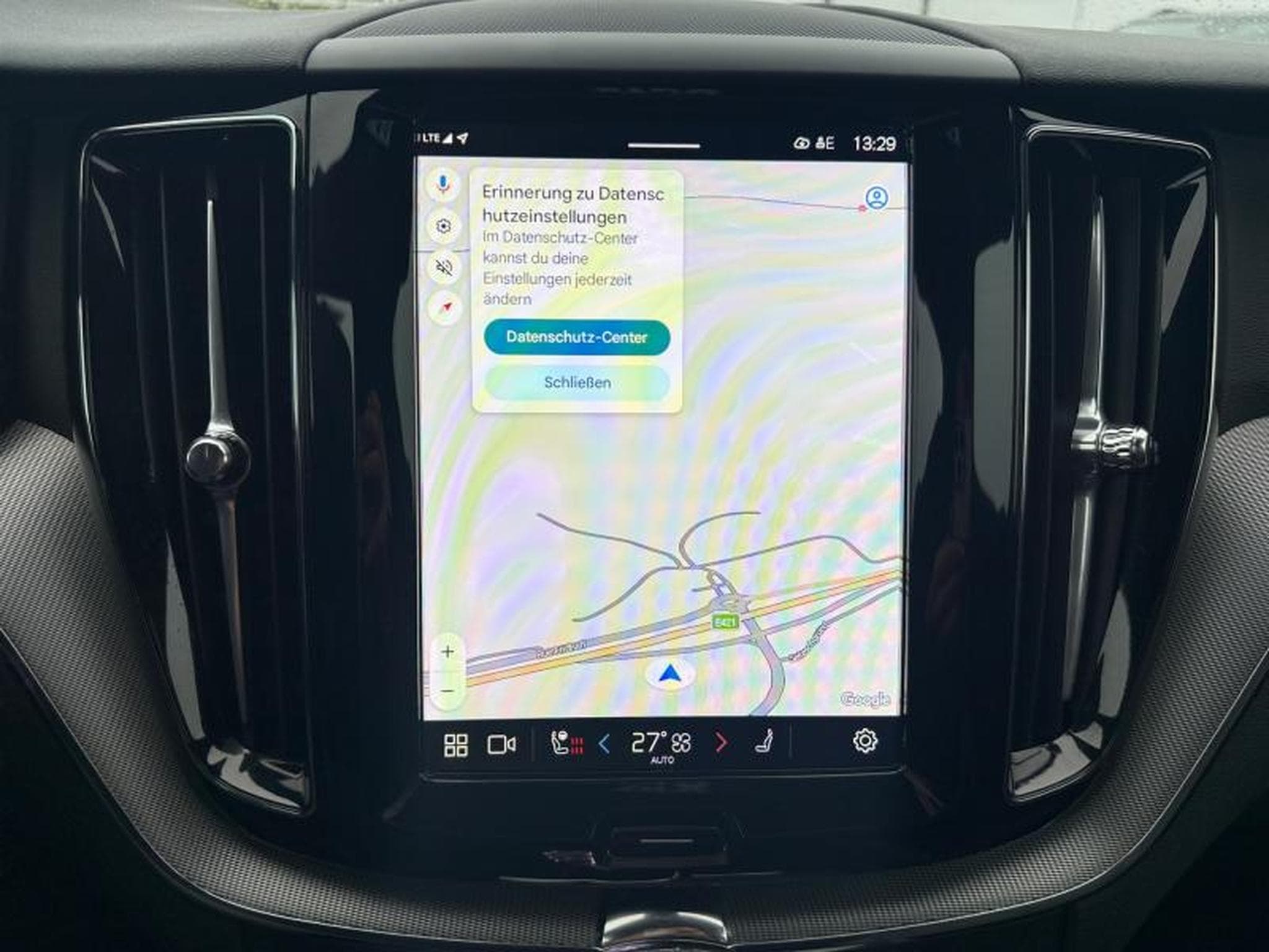 Volvo XC60 B5 Black Edition Plus / Essence (2025) - Foto 16