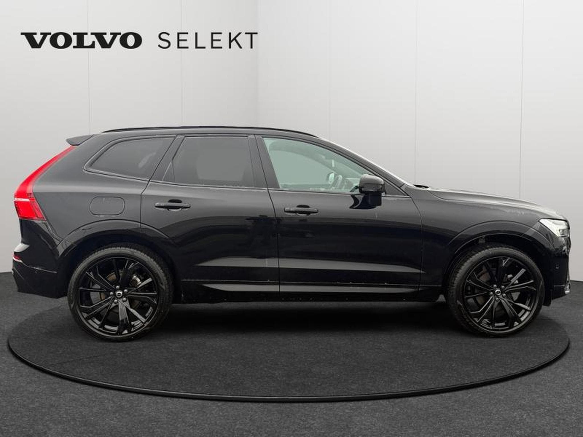 Volvo XC60 B5 Black Edition Plus / Essence (2025) - Foto 7