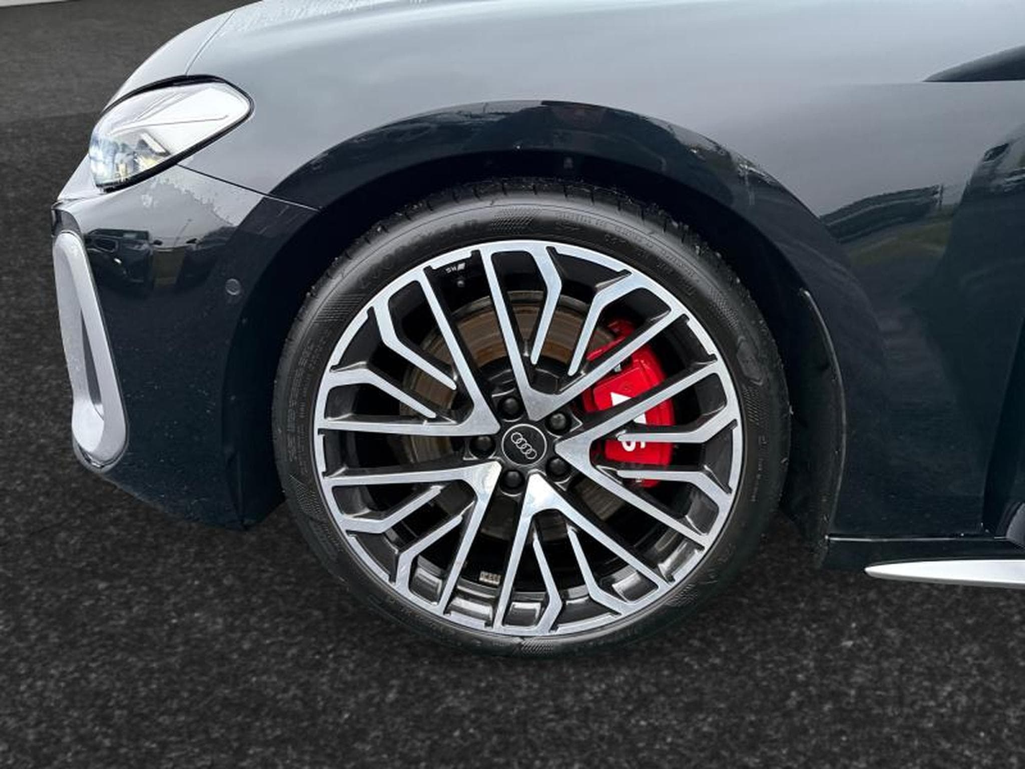 Audi S5 Hatchback New Modèle / Essence (2025) - Foto 9