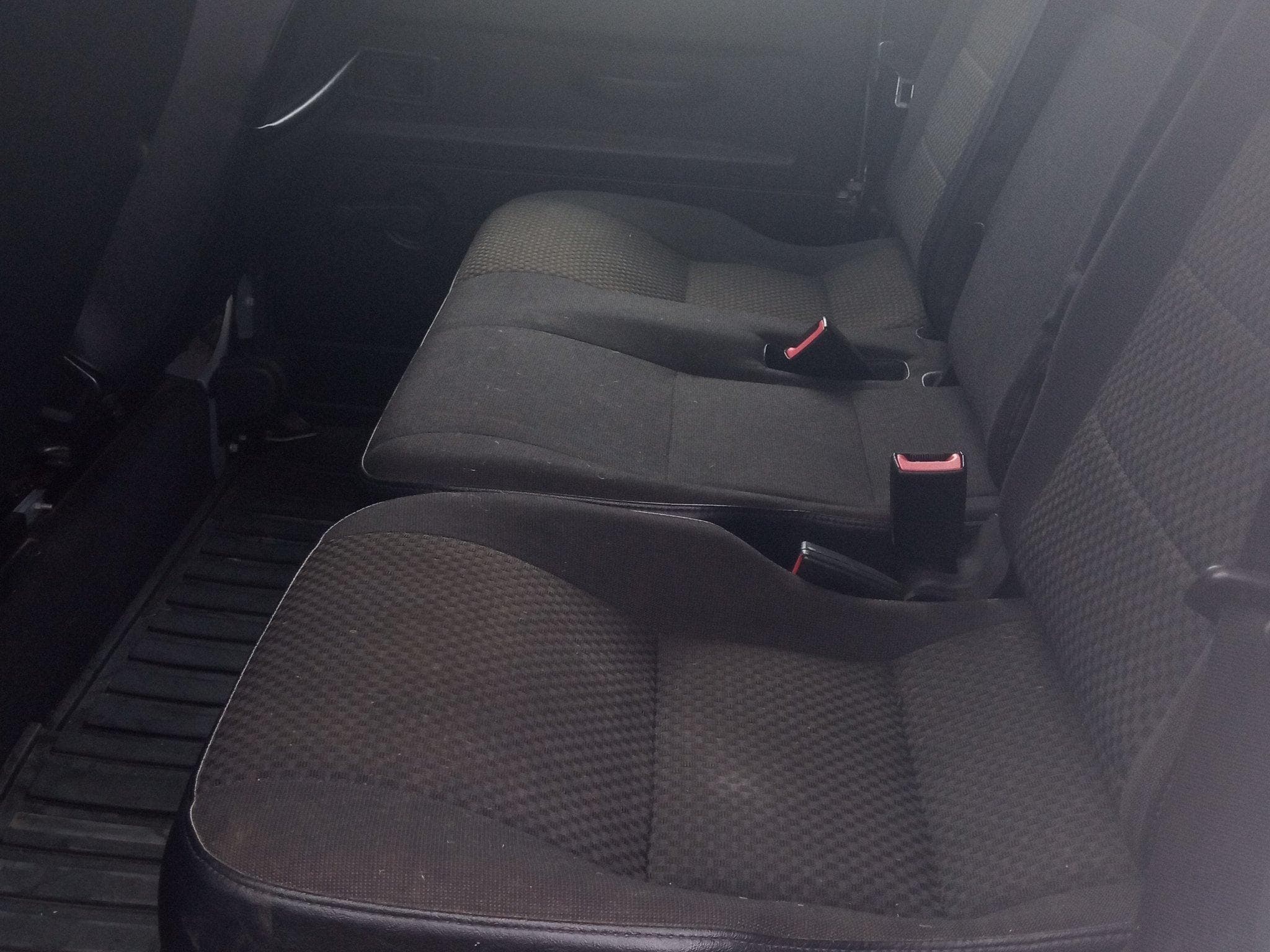 Land-Rover Defender (2013) - Photo 10