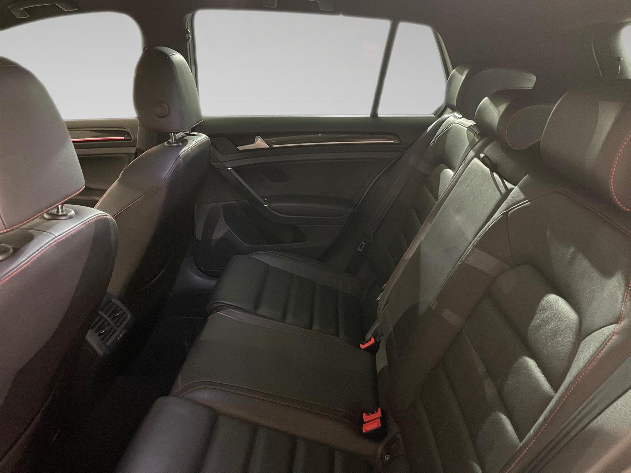 VW Golf 2.0 VII GTI Performance (2015) - Foto 11