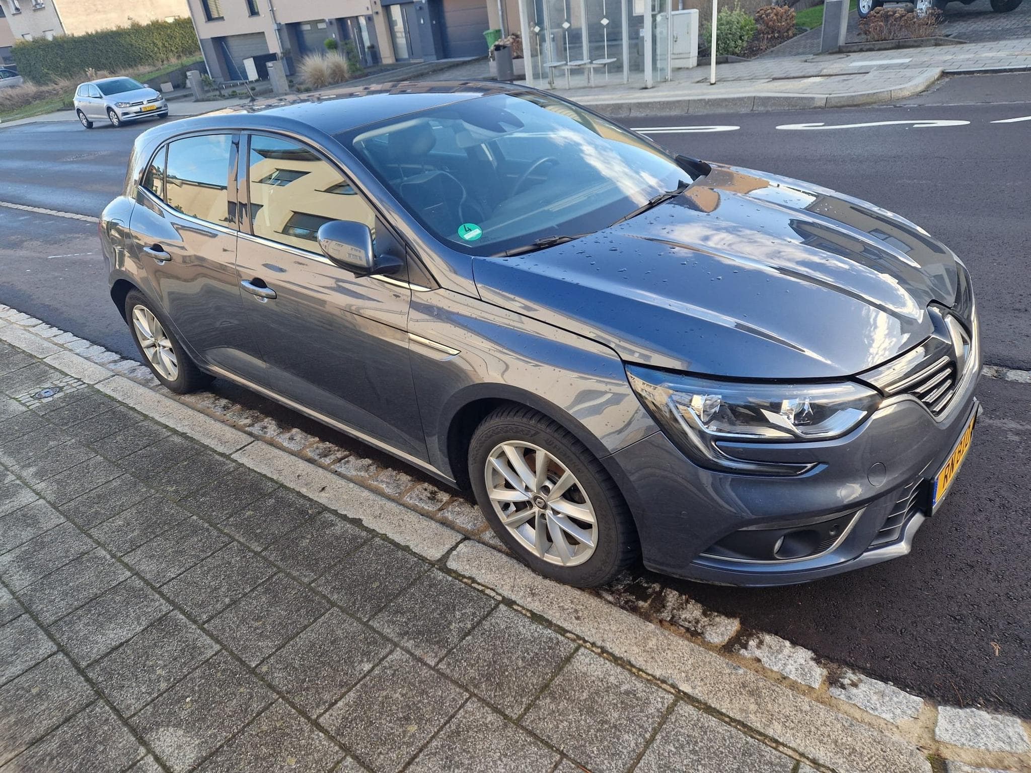 Renault Megane ENERGY TCe 130 intens (2016) - Foto 2