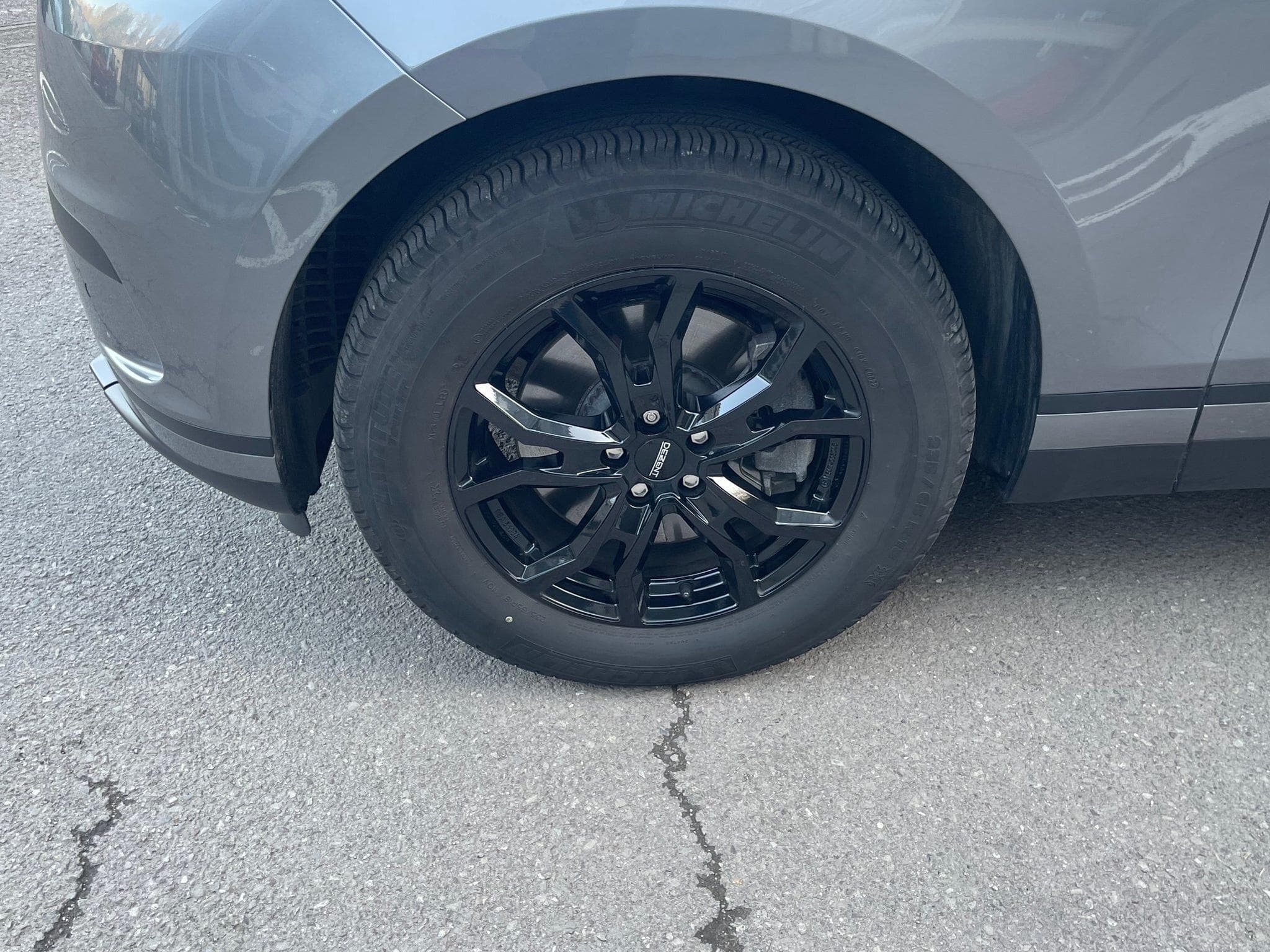 Land-Rover Range Rover Velar D200 R-Dynamic SE AWD Auto (2023) - Foto 3