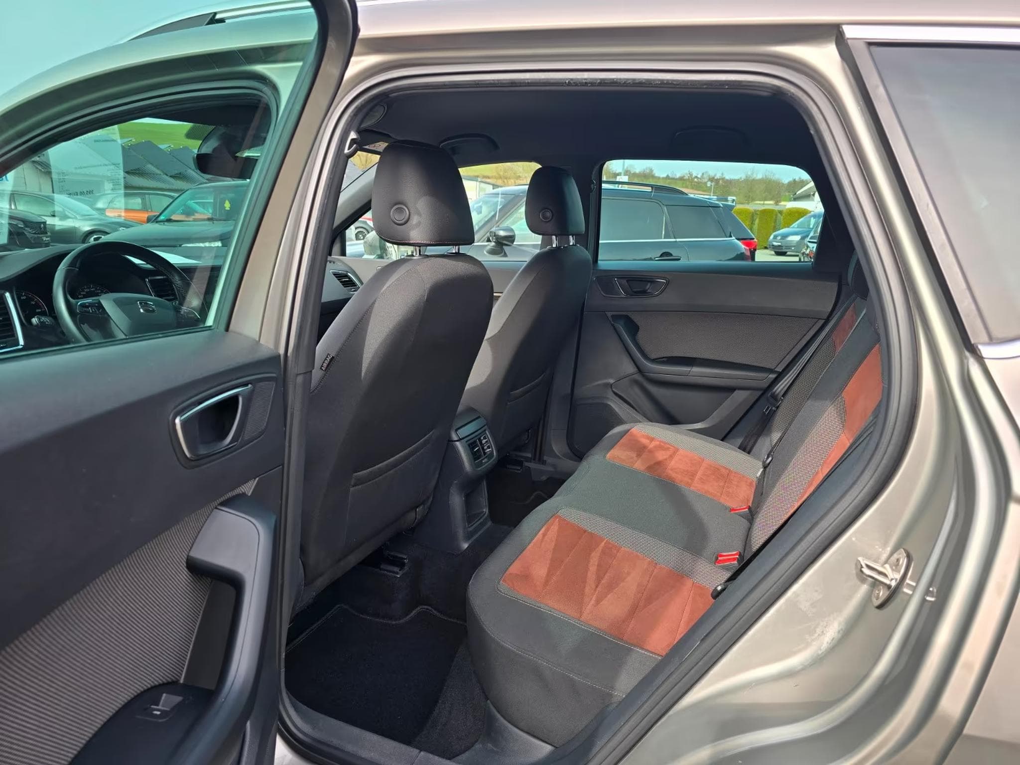 Seat Ateca 1.4 TSI Xcellence NAVI ACC 360° (2017) - Foto 4