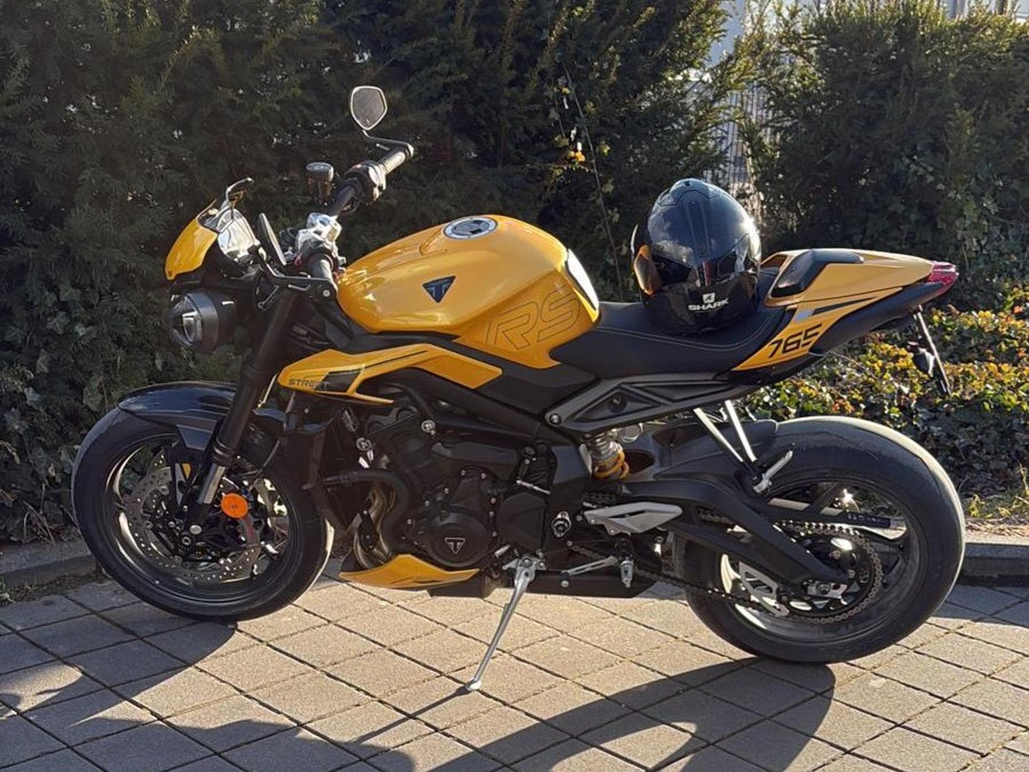 Triumph Street Triple RS (2025) - Photo 2