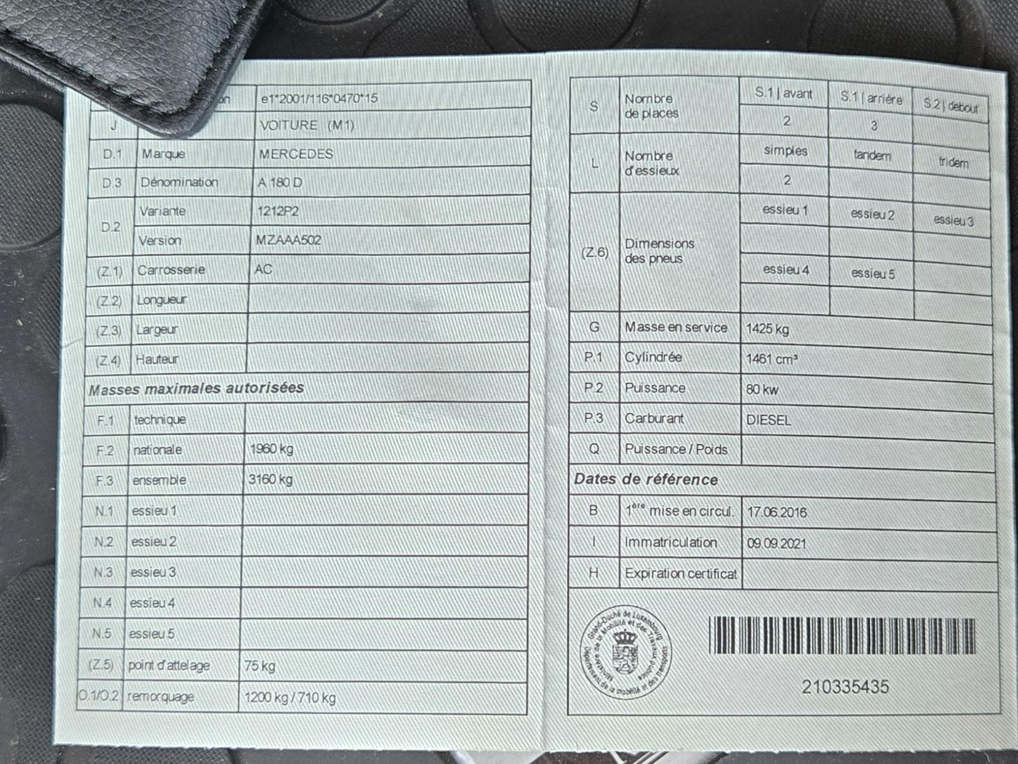 Mercedes A 180 (2016) - Photo 12